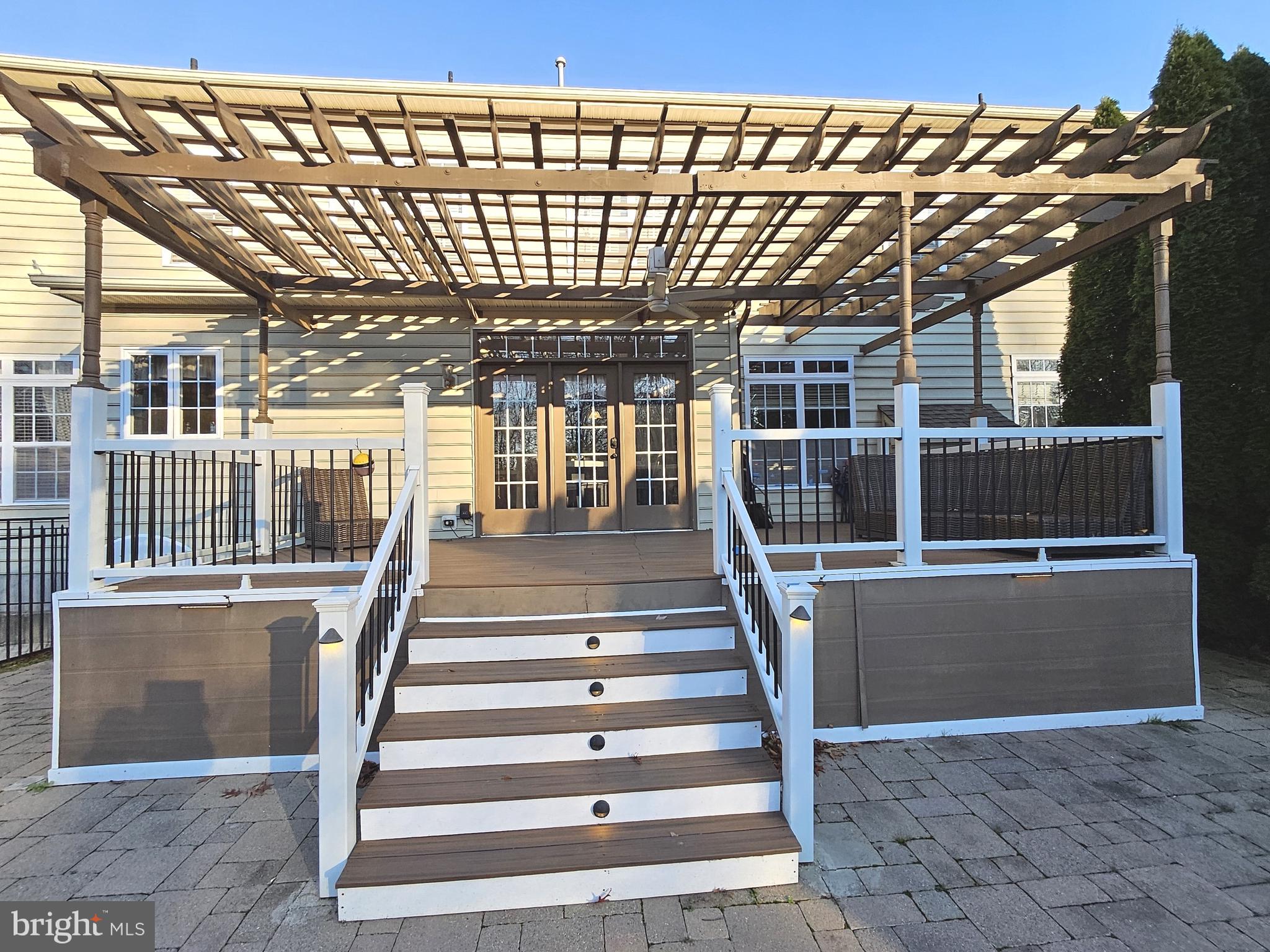 ESTATES OF DOVE RUN - Residential