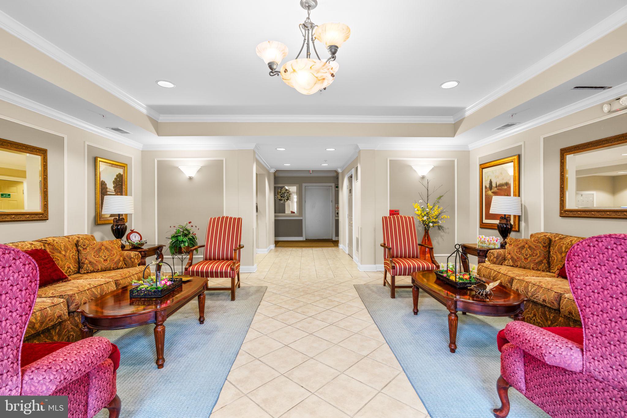 2520 KENSINGTON GARDENS 403