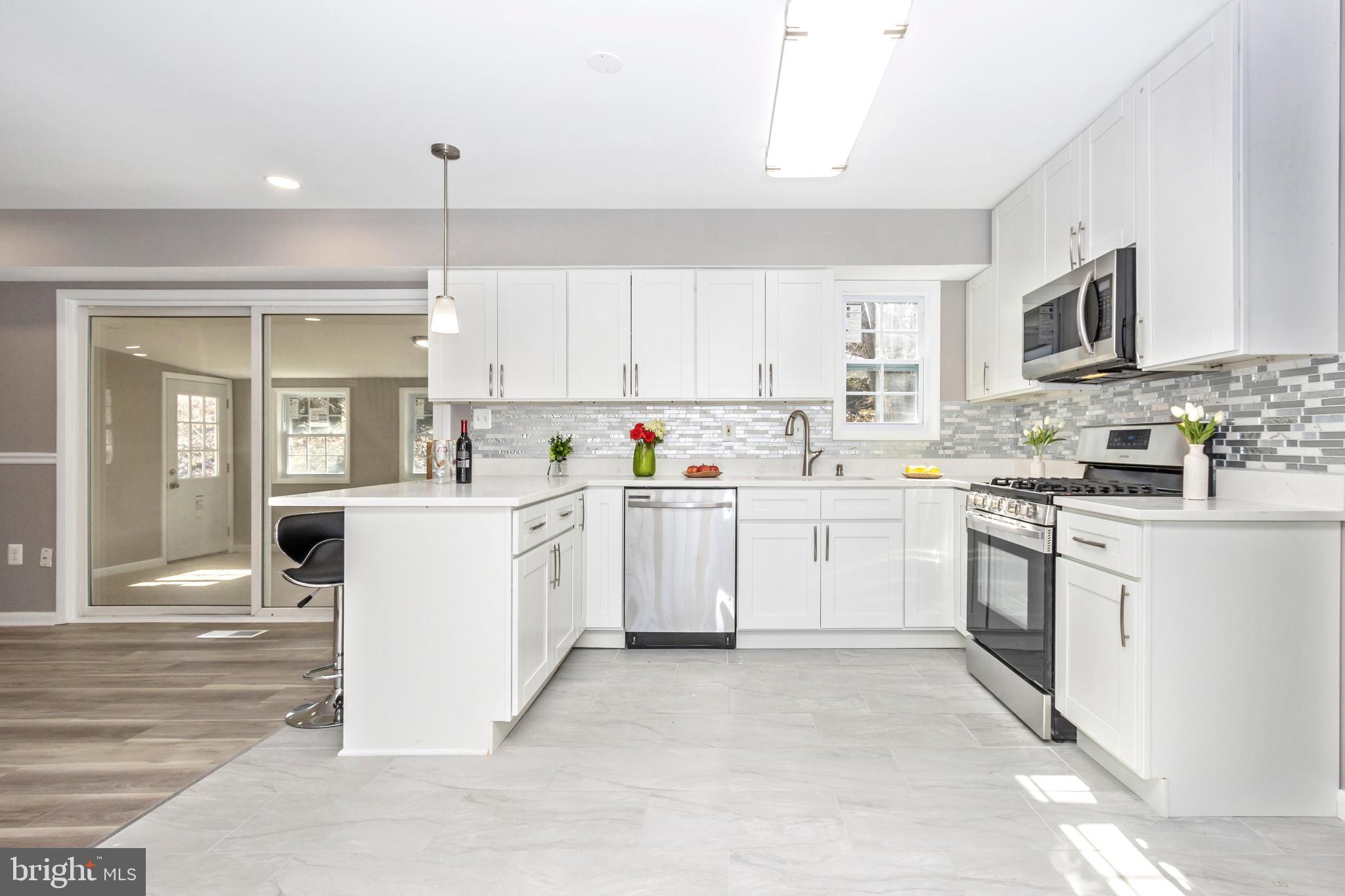 SOMERSET AT BELAIR - Residential