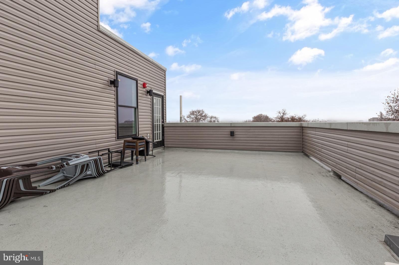 WALNUT HILL - Residential Lease