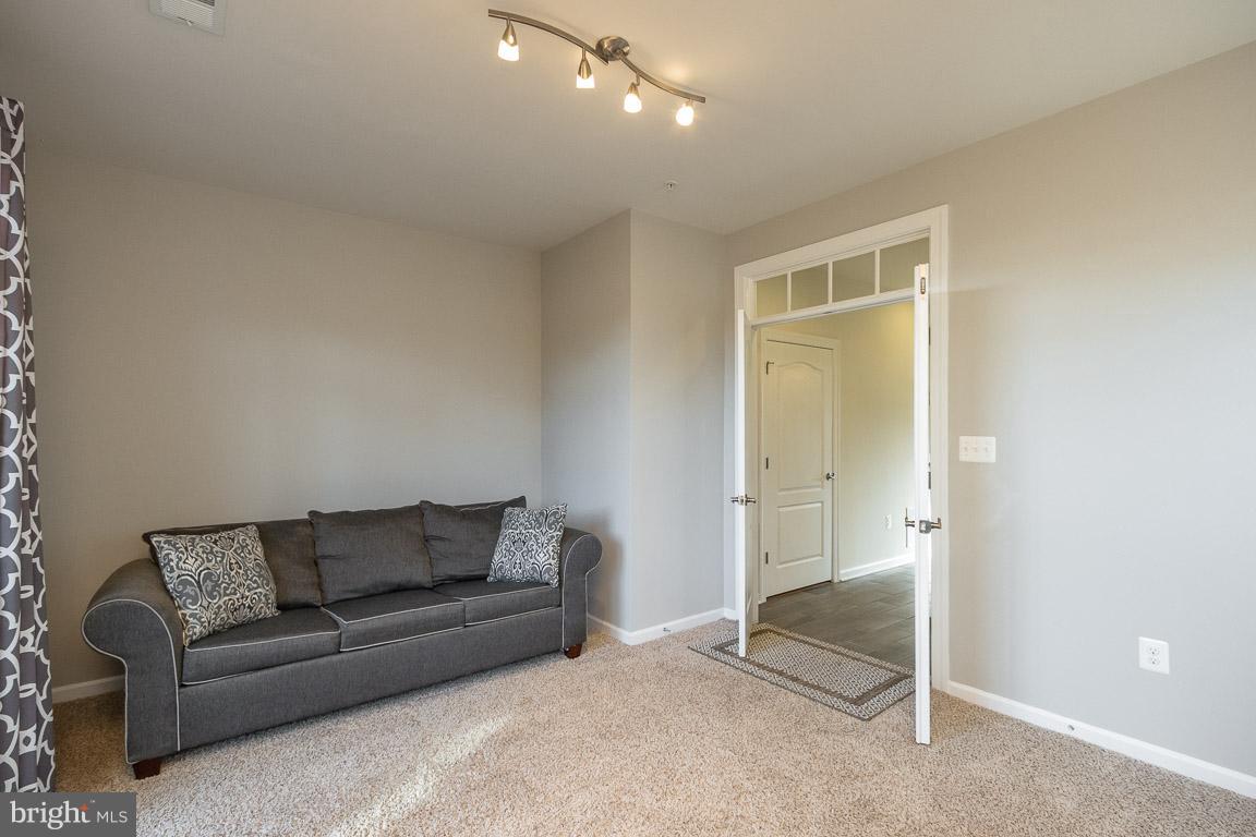 FALLS GROVE CONDOMINIUM - Residential