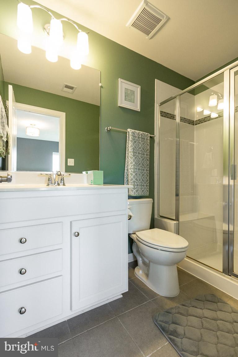 FALLS GROVE CONDOMINIUM - Residential