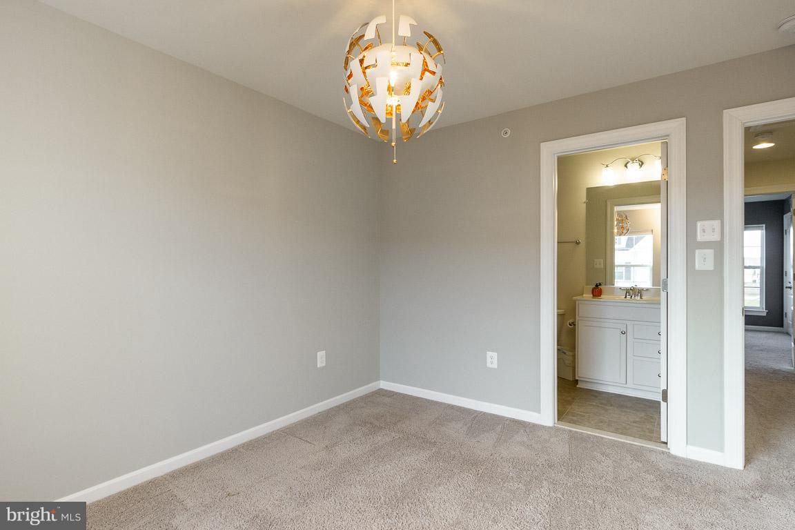 FALLS GROVE CONDOMINIUM - Residential