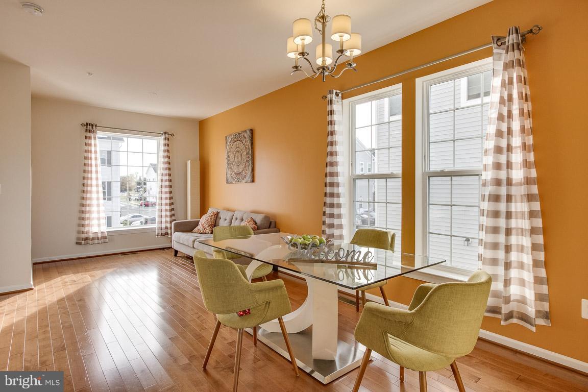 FALLS GROVE CONDOMINIUM - Residential