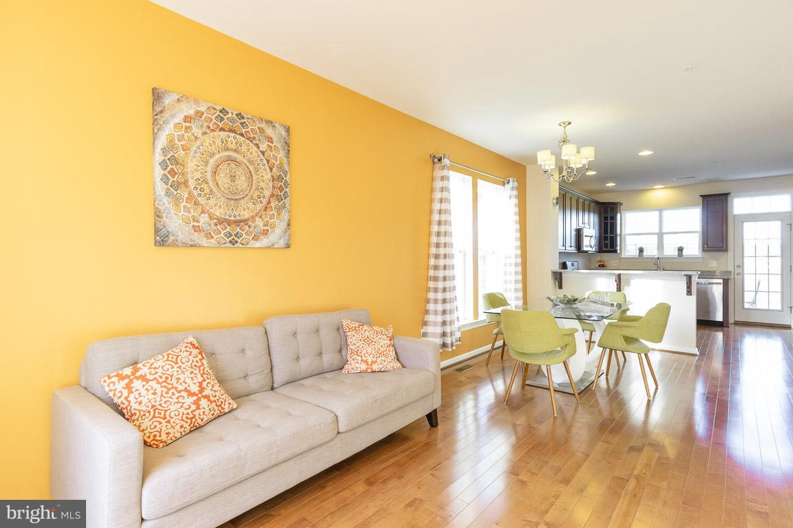 FALLS GROVE CONDOMINIUM - Residential
