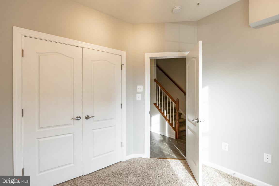 FALLS GROVE CONDOMINIUM - Residential