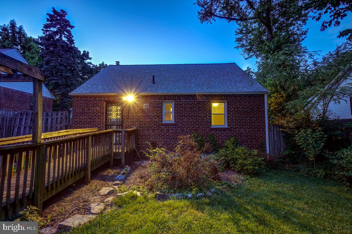 TAKOMA PARK - Residential