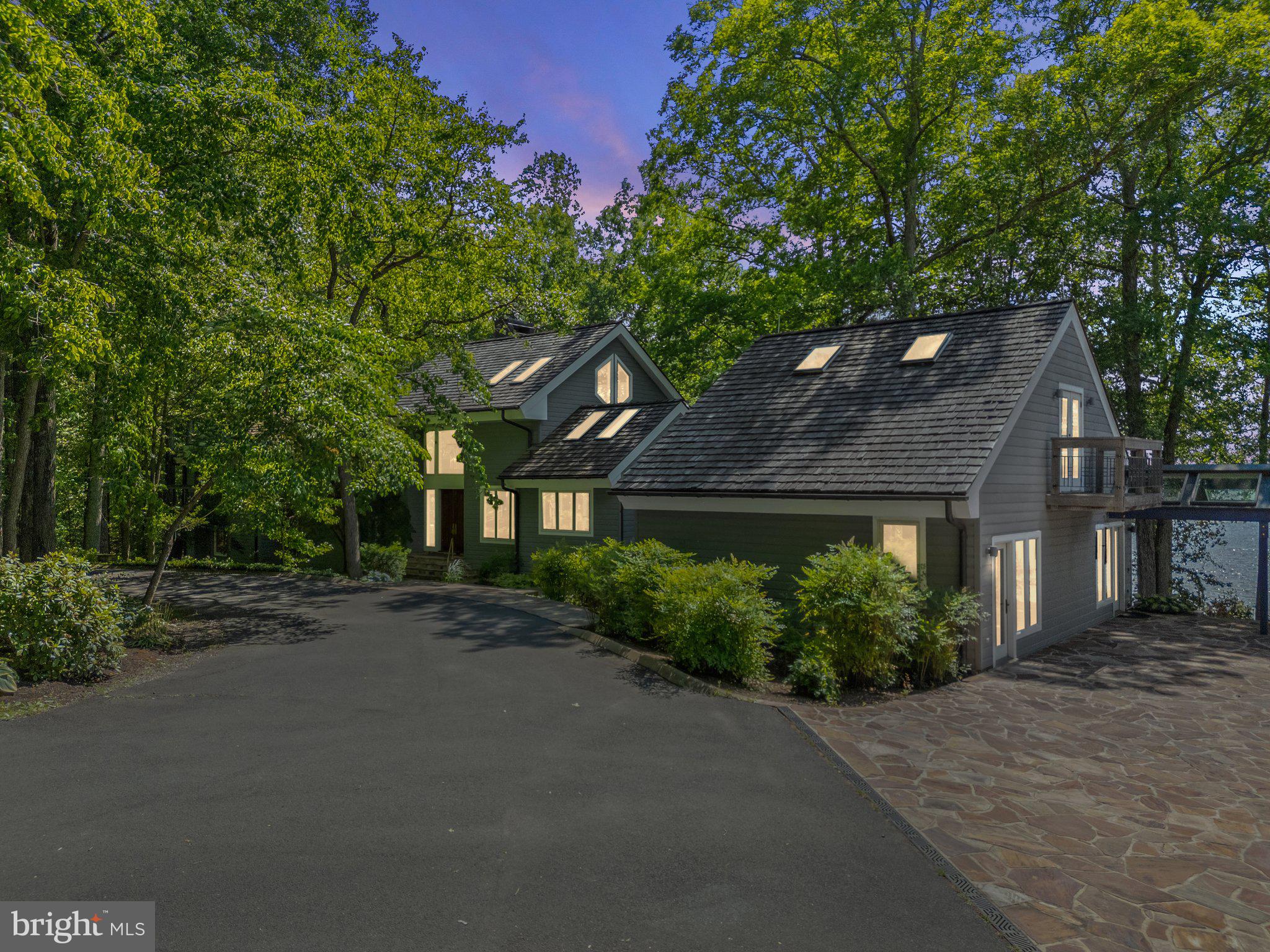 5036 CORSAIR TERRACE