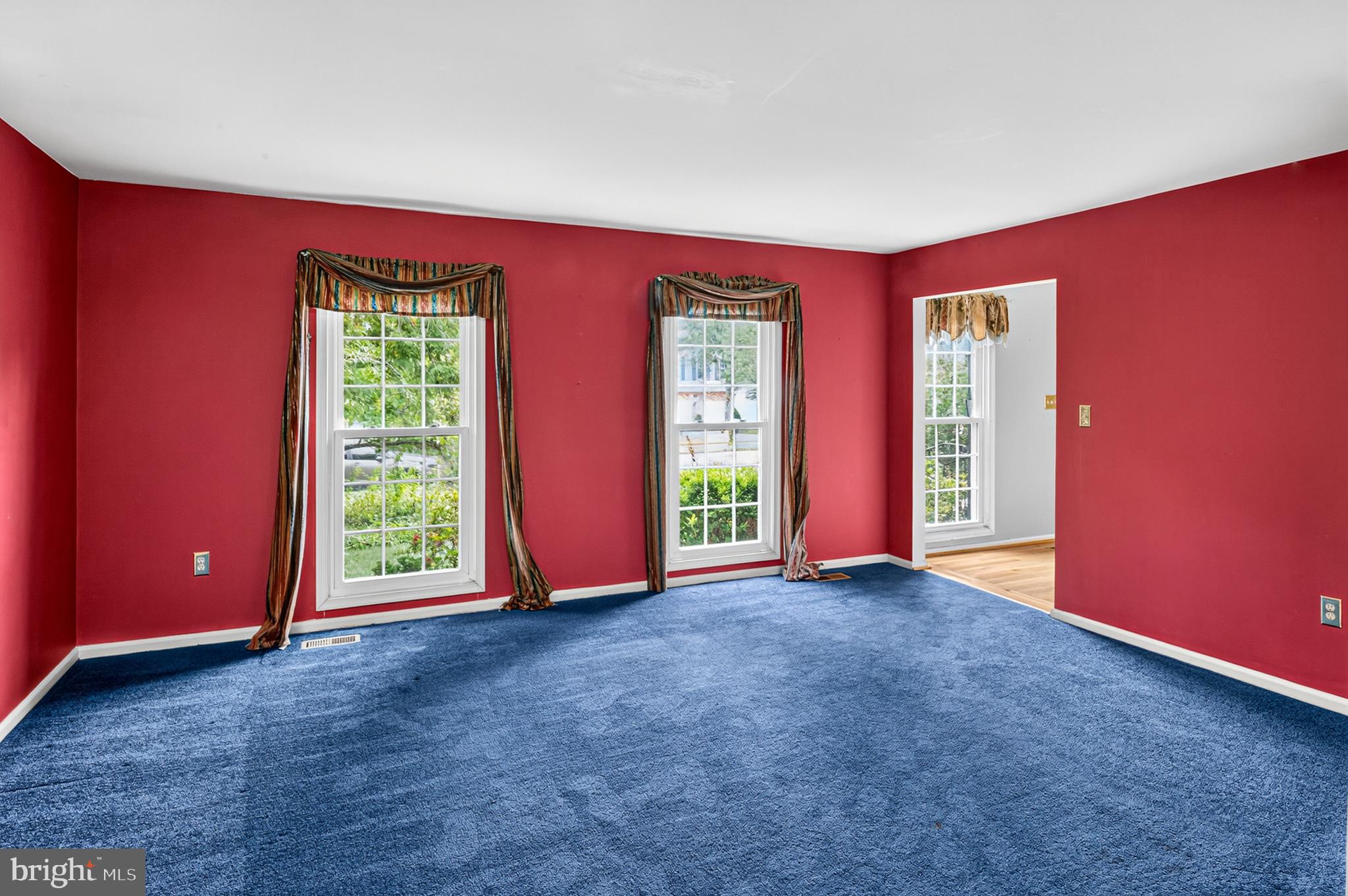 236 AUTUMN CHASE DRIVE