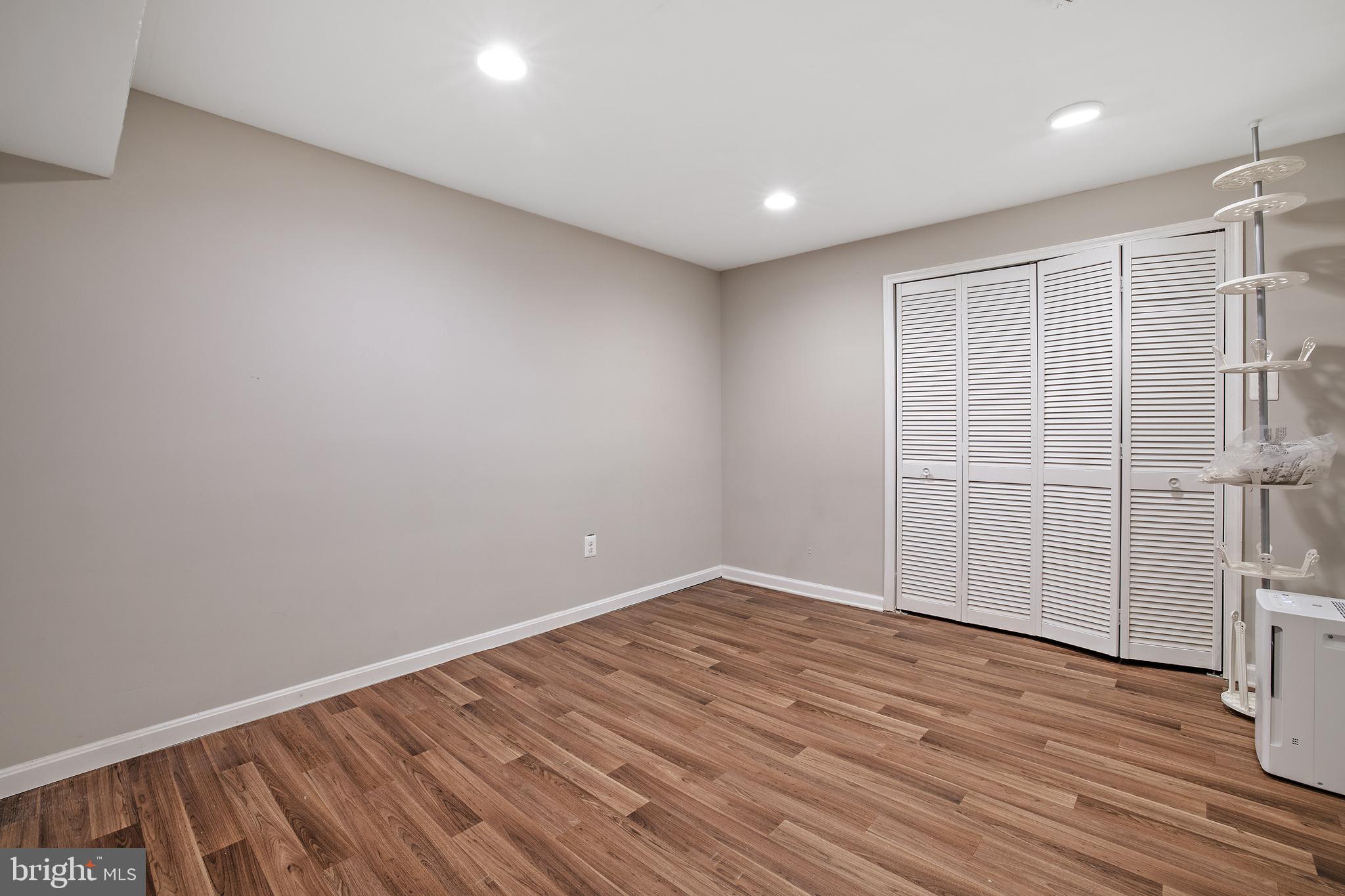 RED WILLOW - Residential Lease