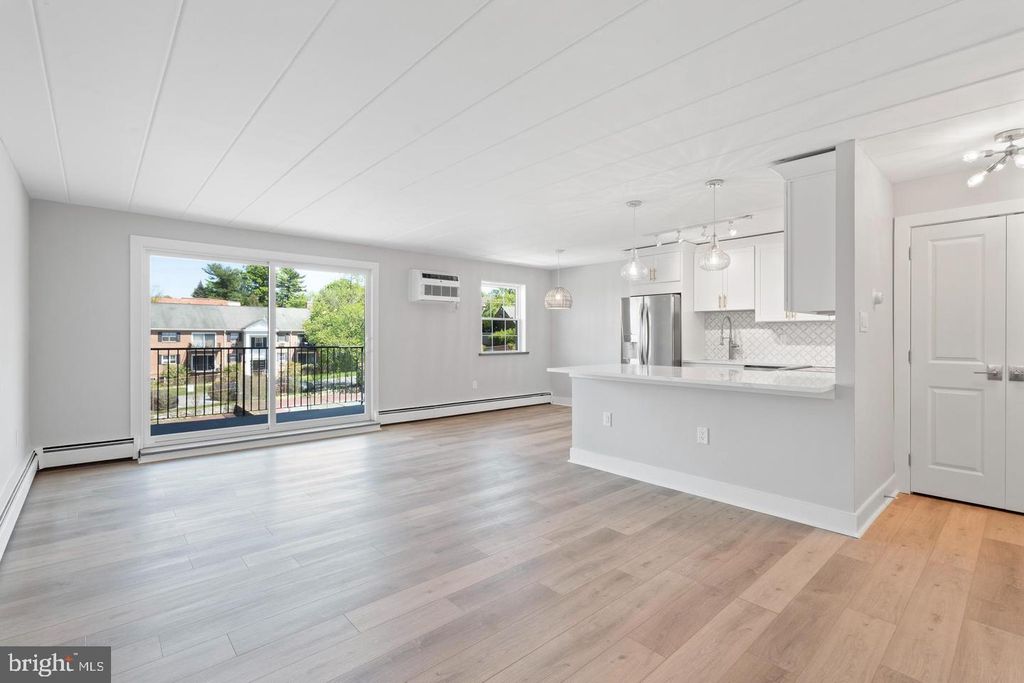 Photo of 100 Windermere Avenue #301, WAYNE, PA 19087 (MLS # PADE2109626)