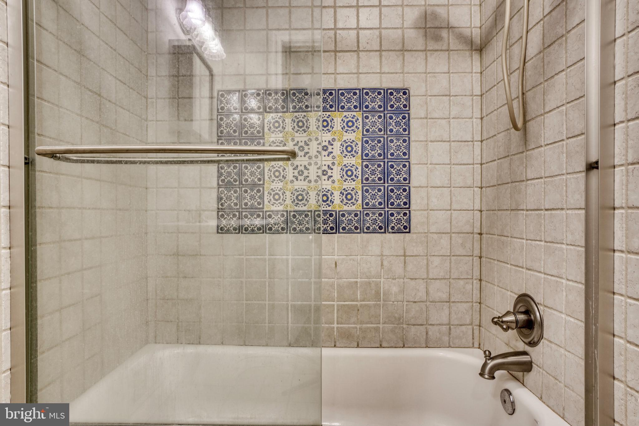 HAMPDEN HISTORIC DISTRICT - Residential