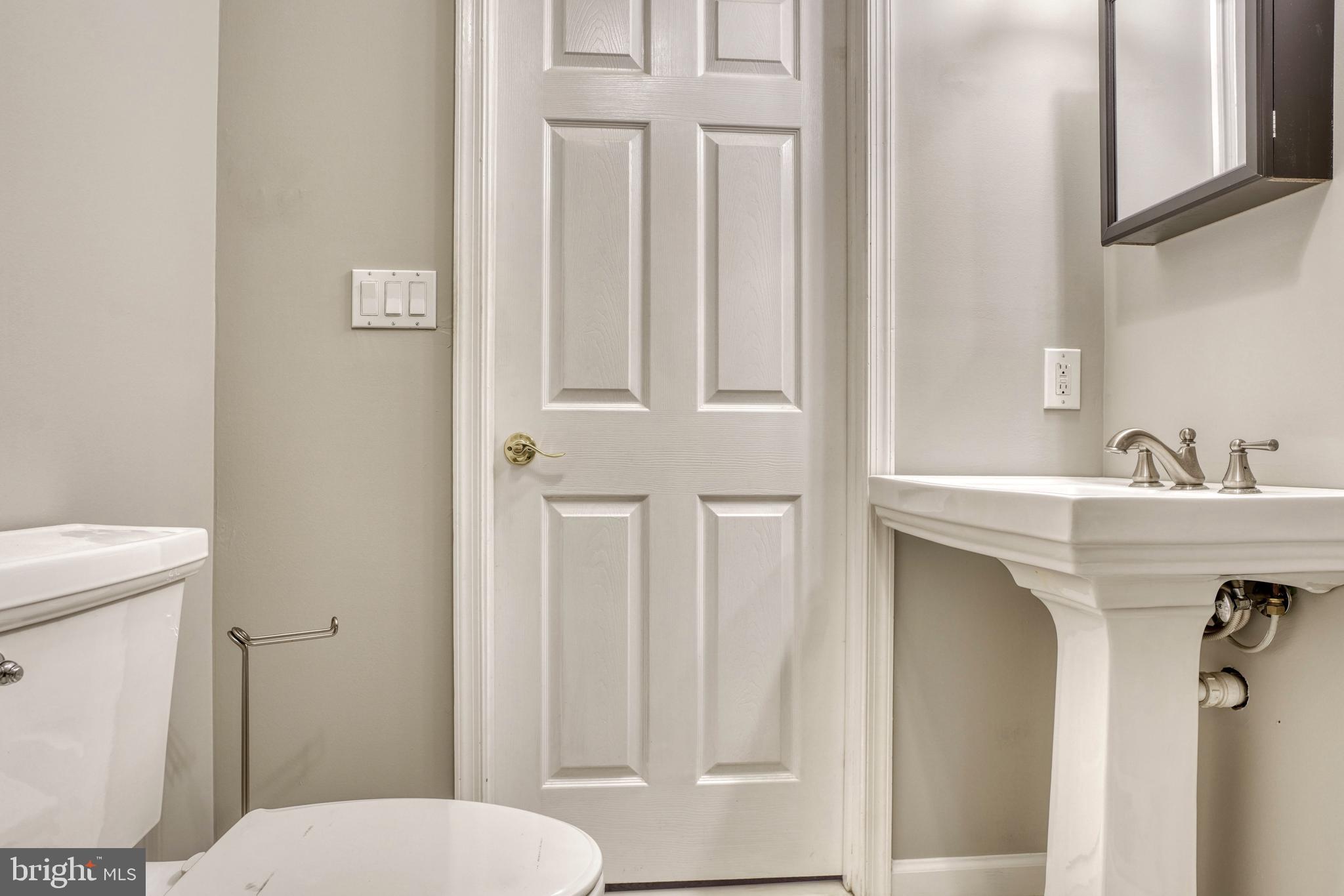 HAMPDEN HISTORIC DISTRICT - Residential