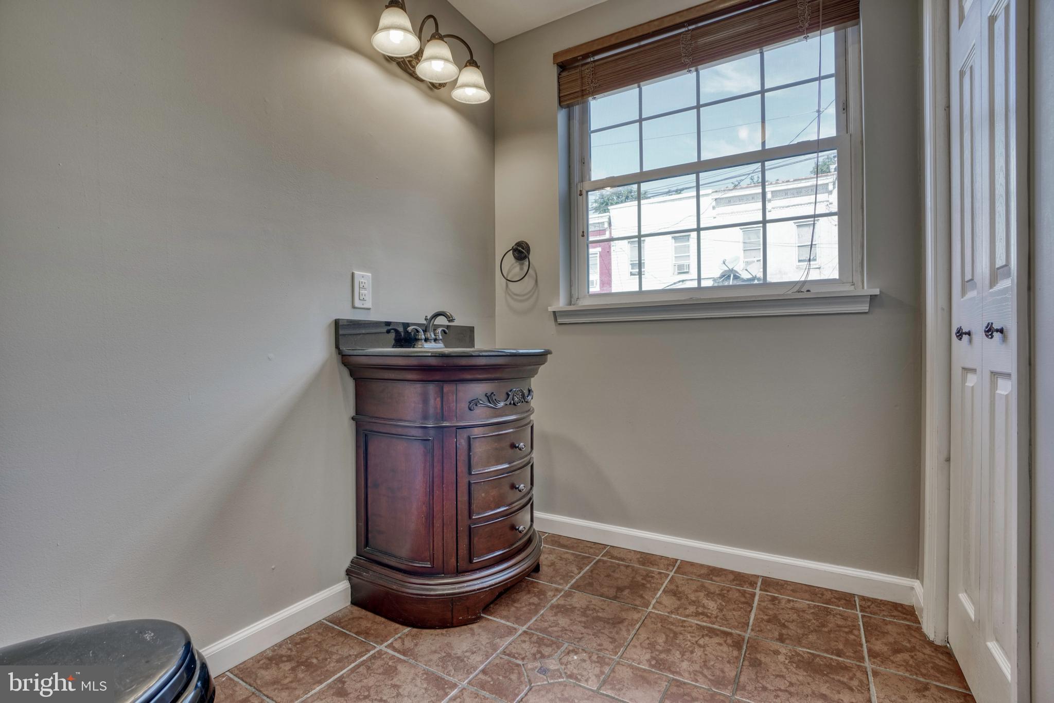 HAMPDEN HISTORIC DISTRICT - Residential