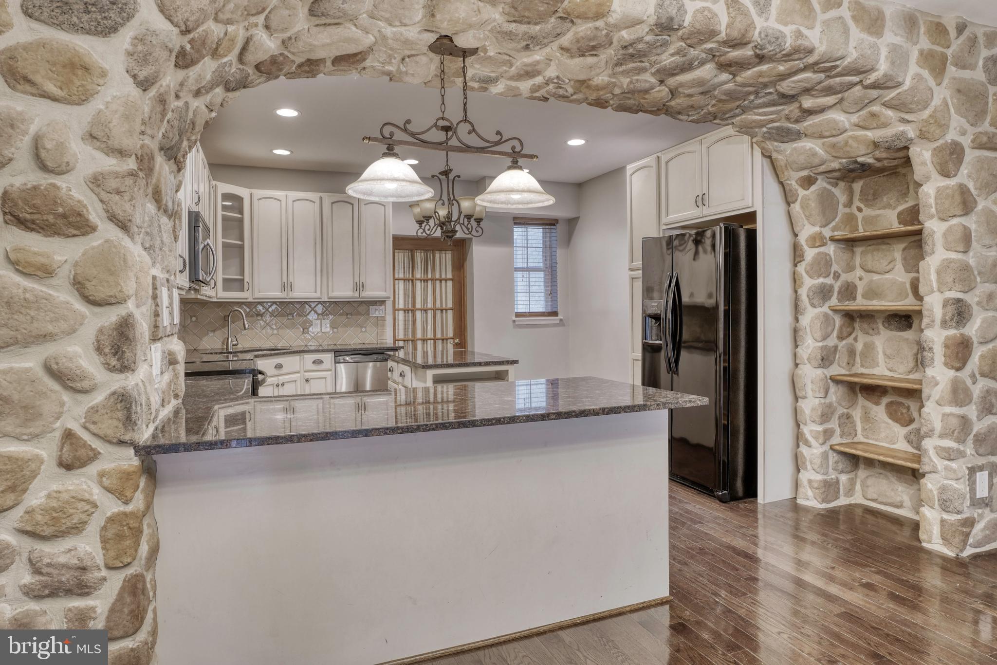 HAMPDEN HISTORIC DISTRICT - Residential