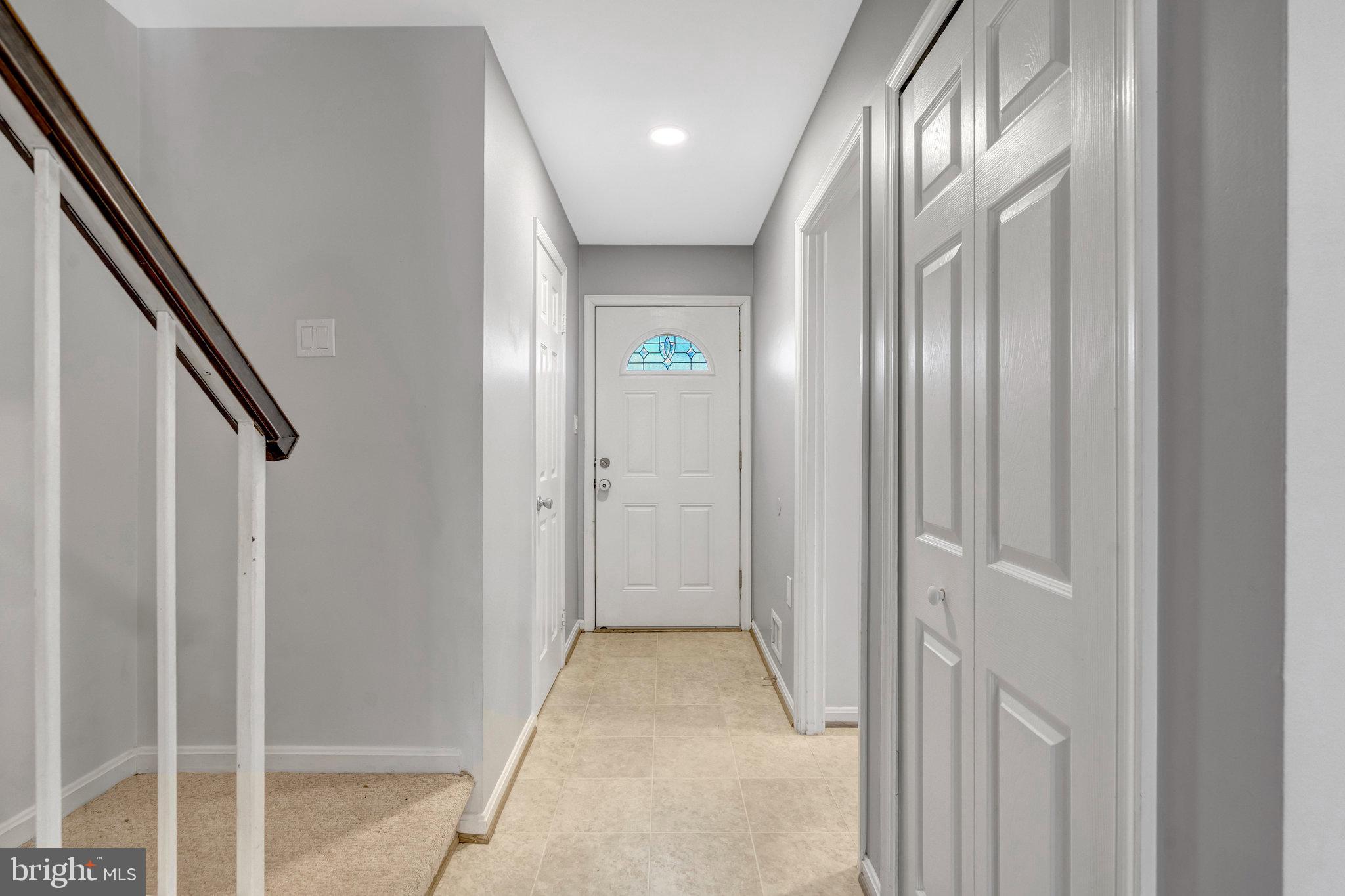 LITTLE ROCKY RUN - Residential Lease