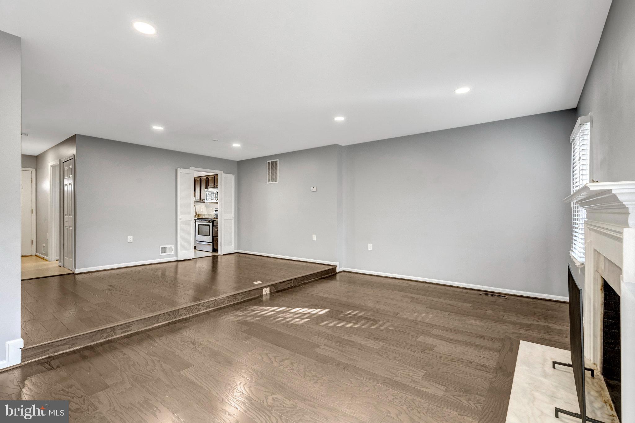 LITTLE ROCKY RUN - Residential Lease