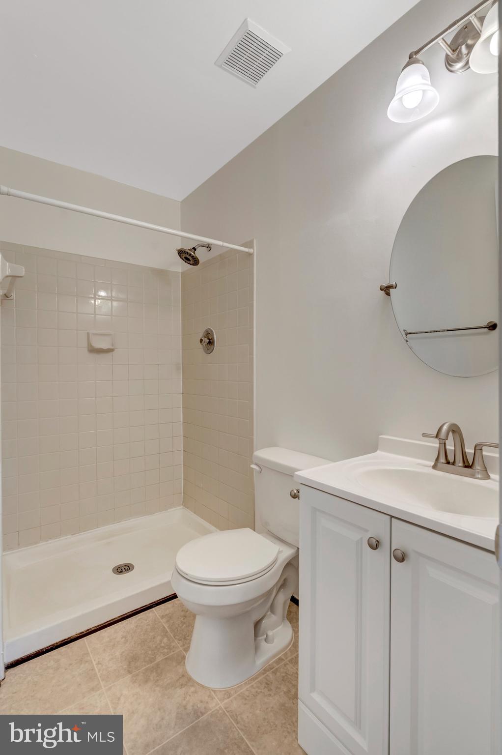 LITTLE ROCKY RUN - Residential Lease