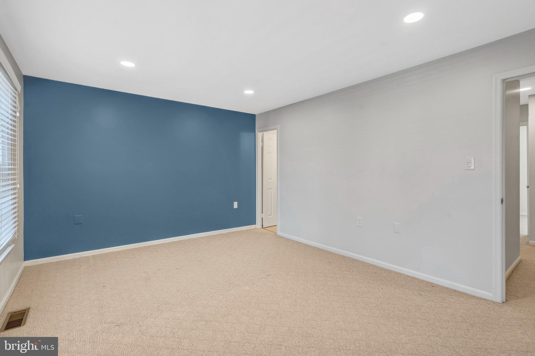 LITTLE ROCKY RUN - Residential Lease