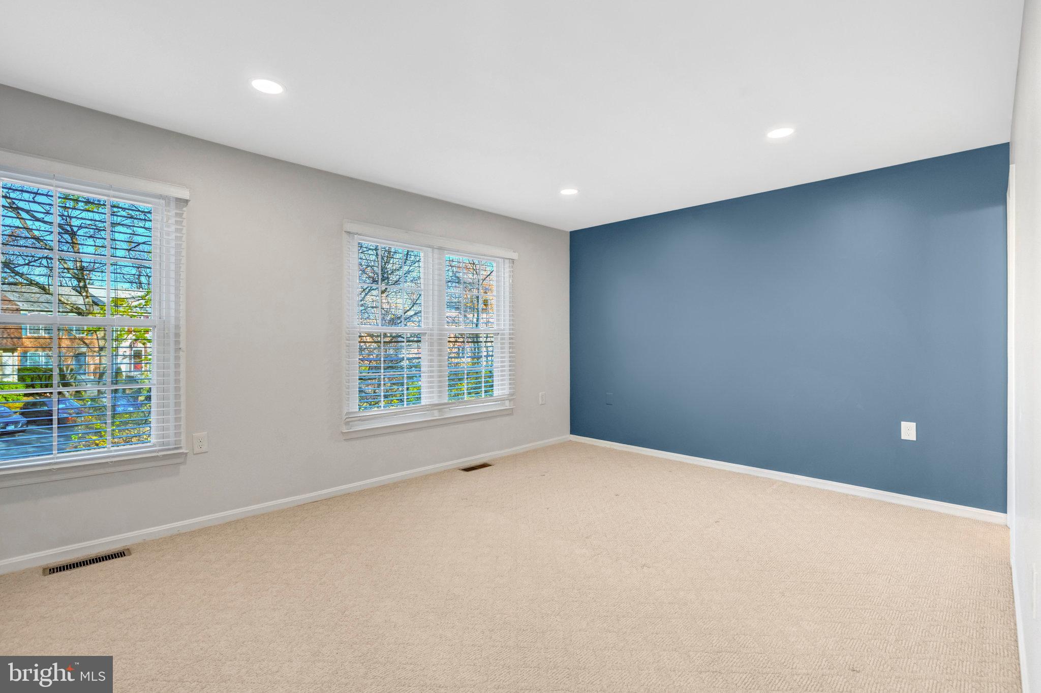 LITTLE ROCKY RUN - Residential Lease