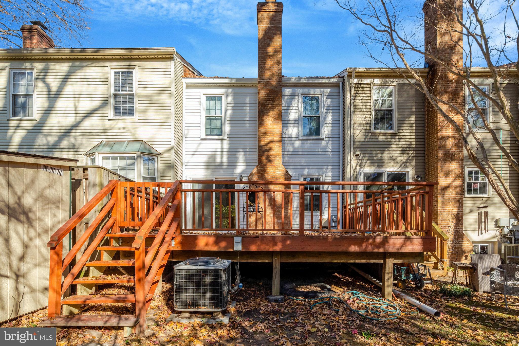 LITTLE ROCKY RUN - Residential Lease