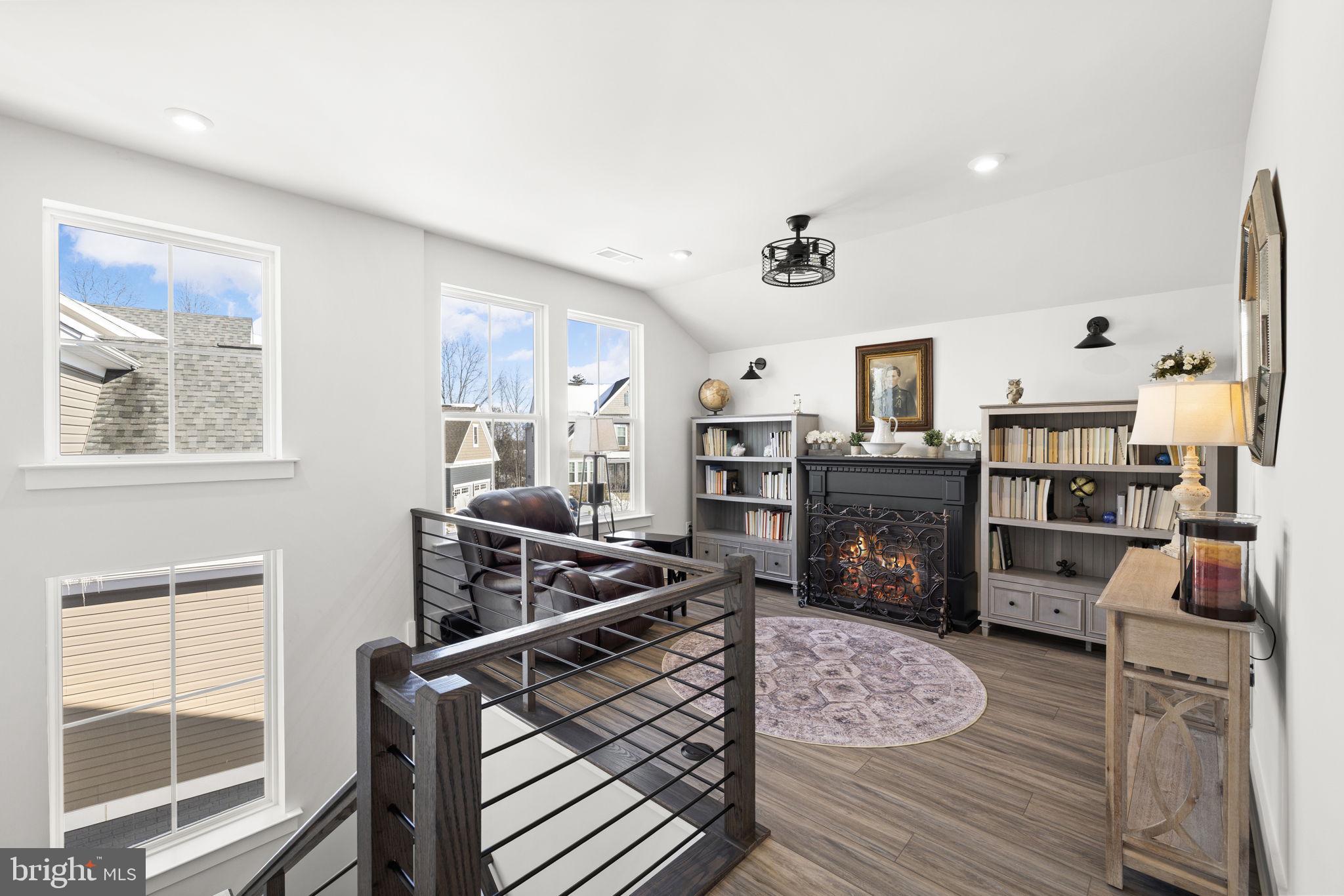 EMBREY MILL - Residential