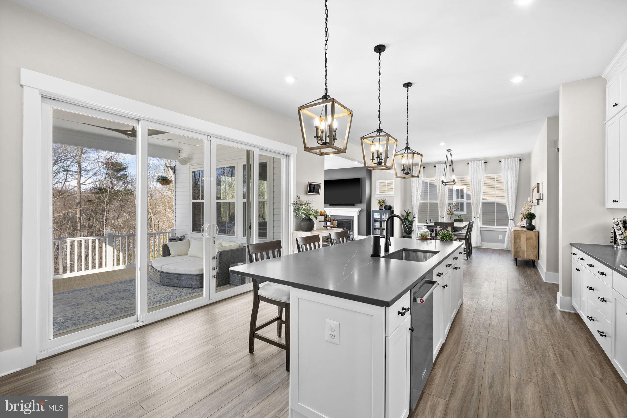 EMBREY MILL - Residential