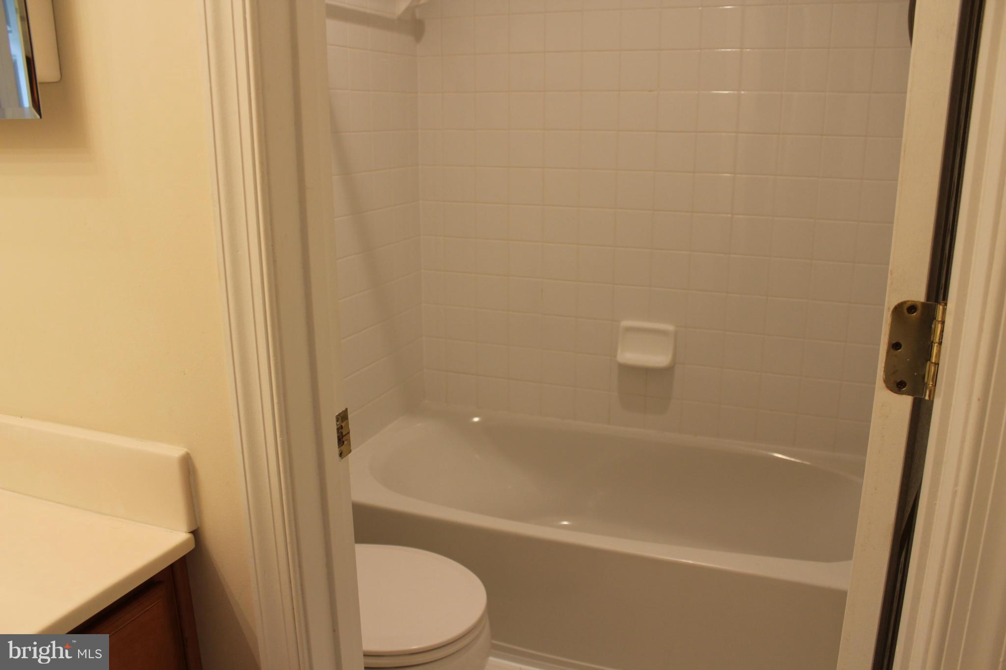 INDEPENDENCE - Residential Lease