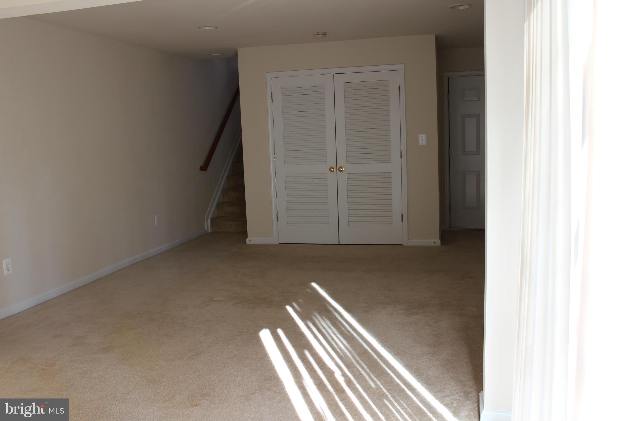 INDEPENDENCE - Residential Lease