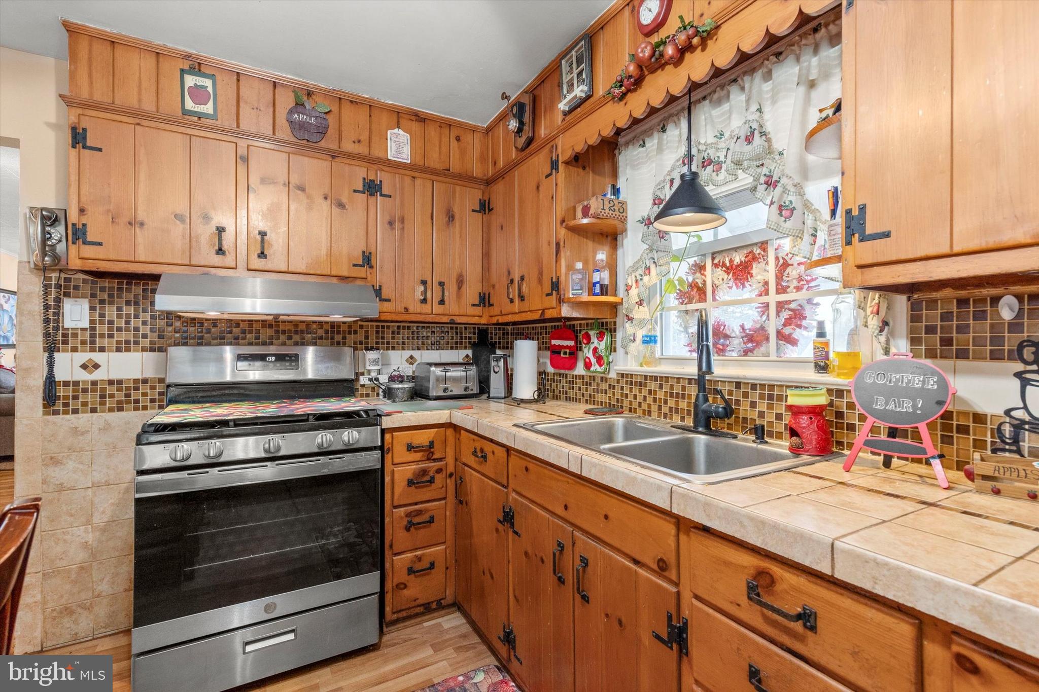 THE AVENUES - Residential