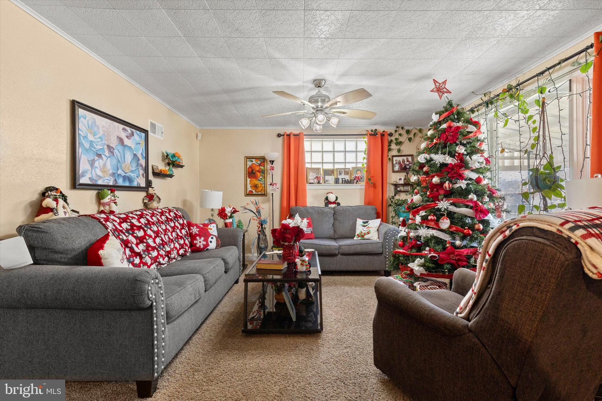 376 PENNSYLVANIA AVENUE