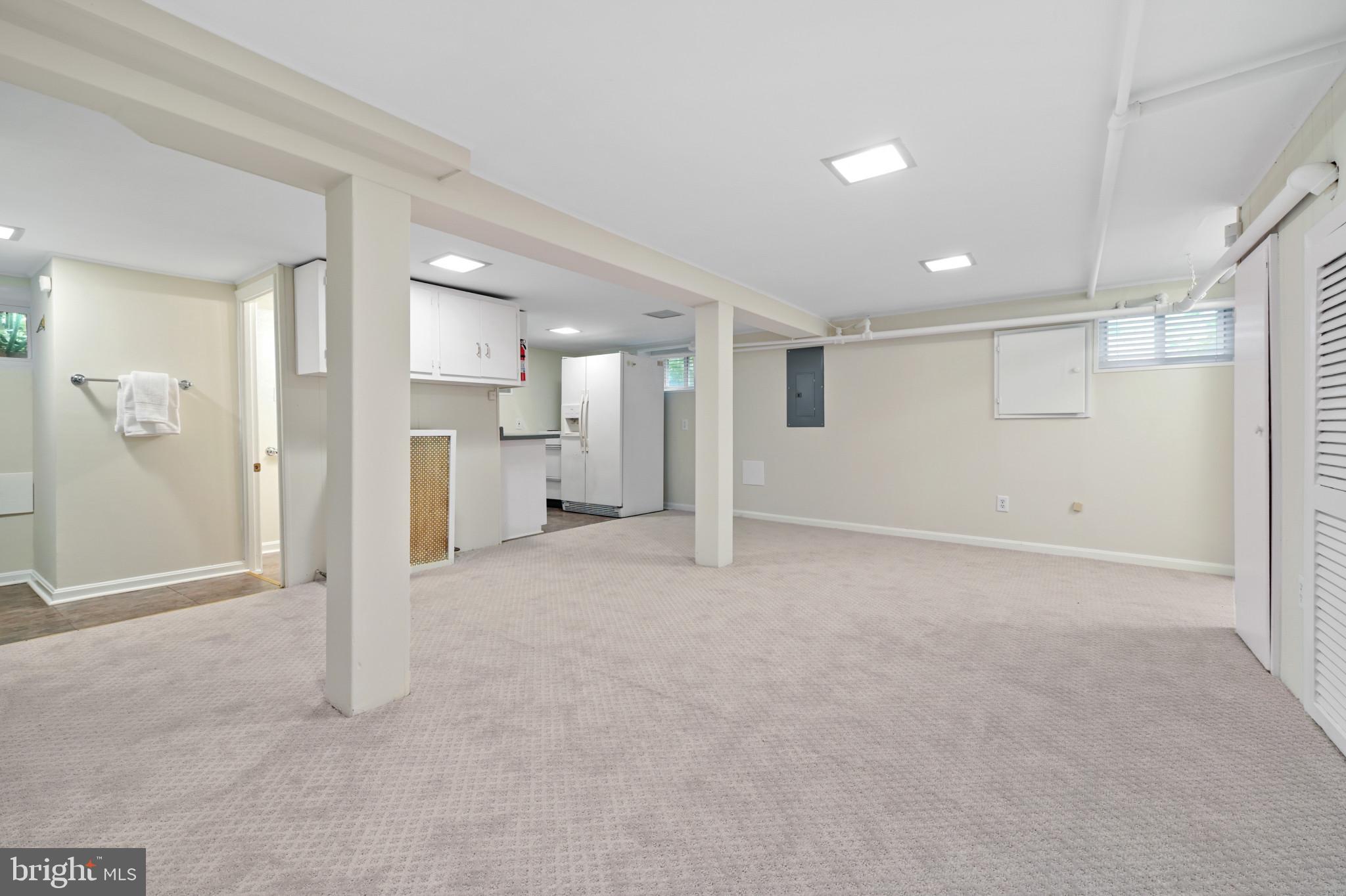 HYATTSVILLE HILLS - Residential