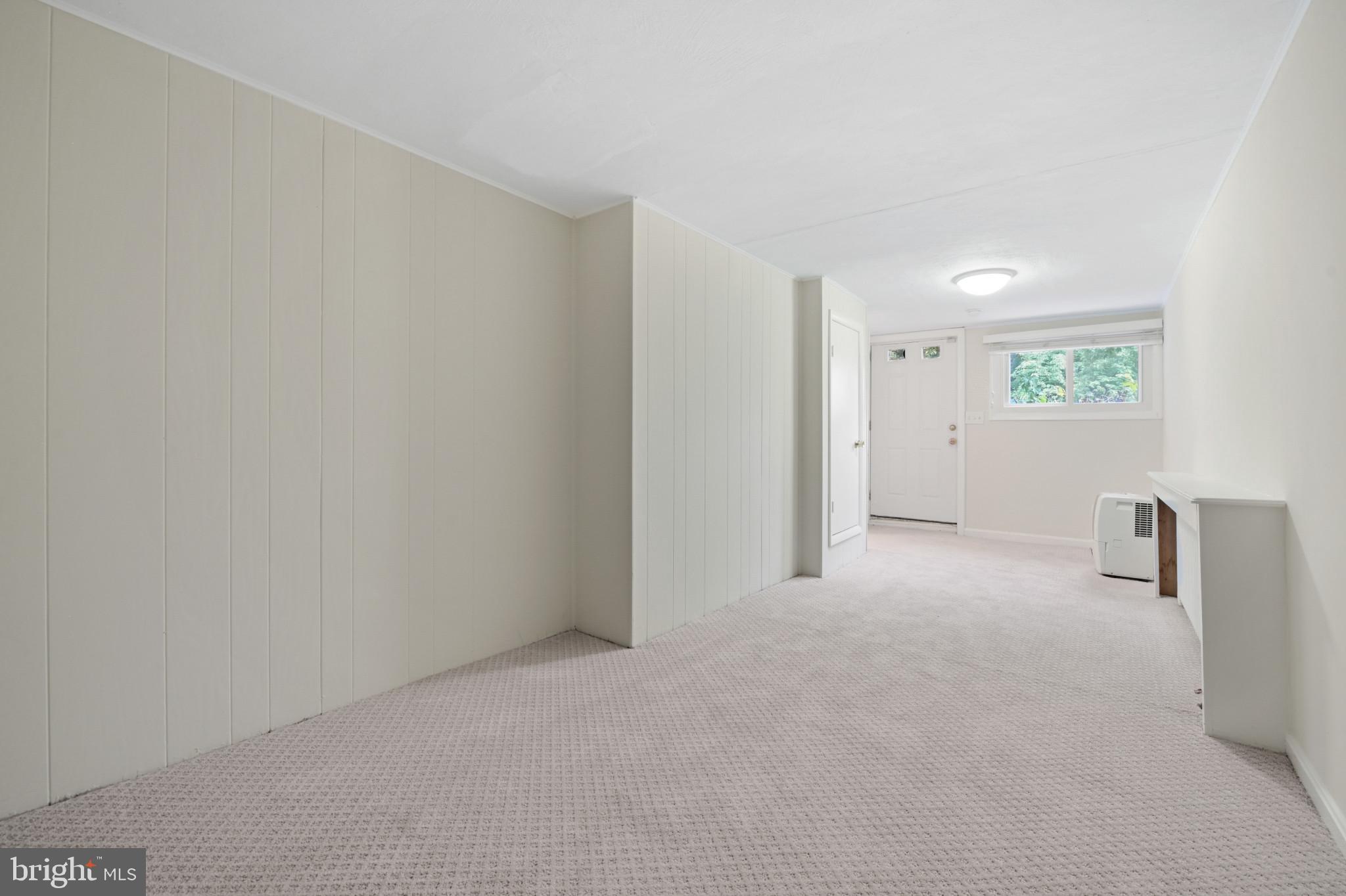 HYATTSVILLE HILLS - Residential