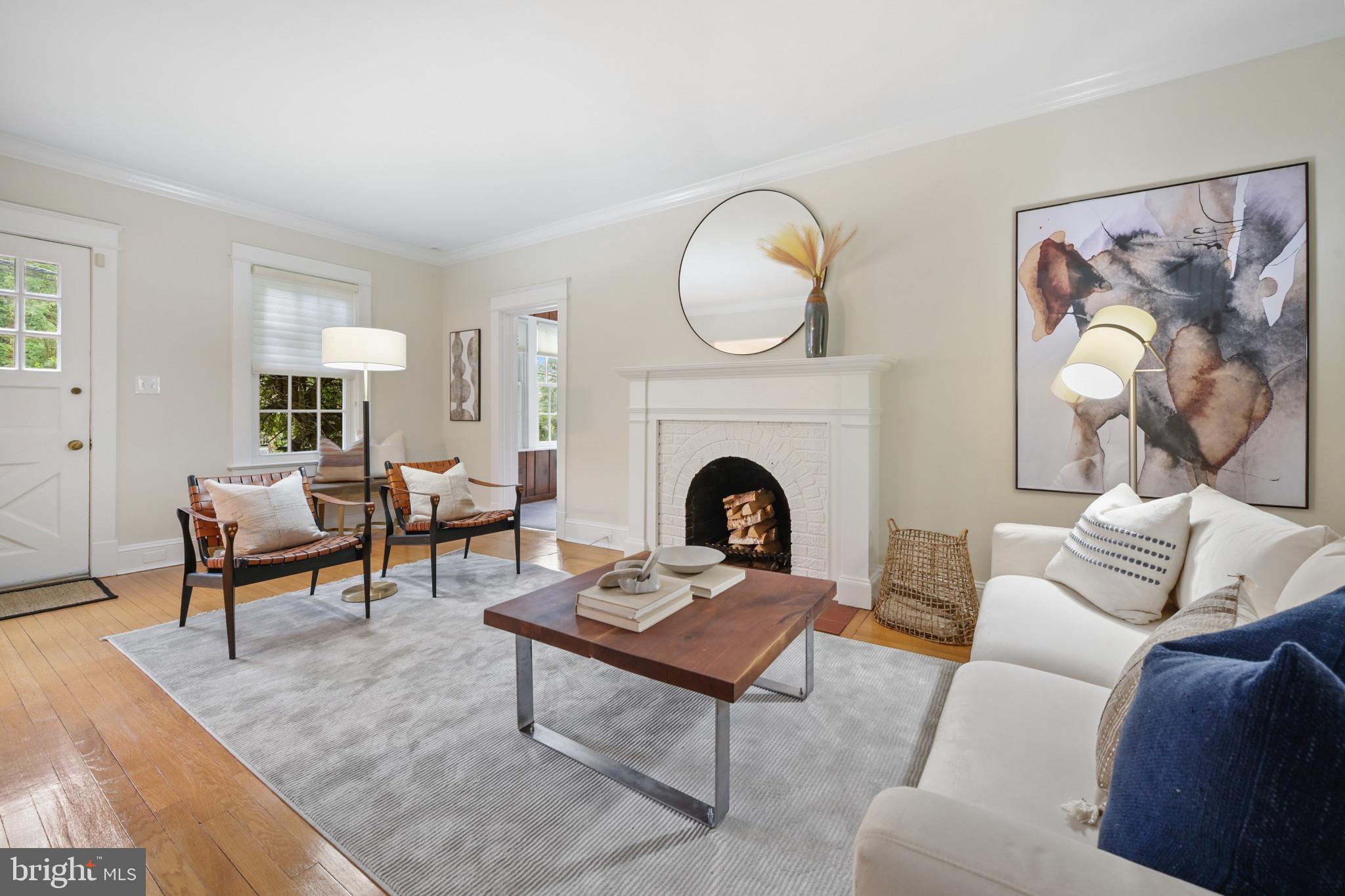 HYATTSVILLE HILLS - Residential