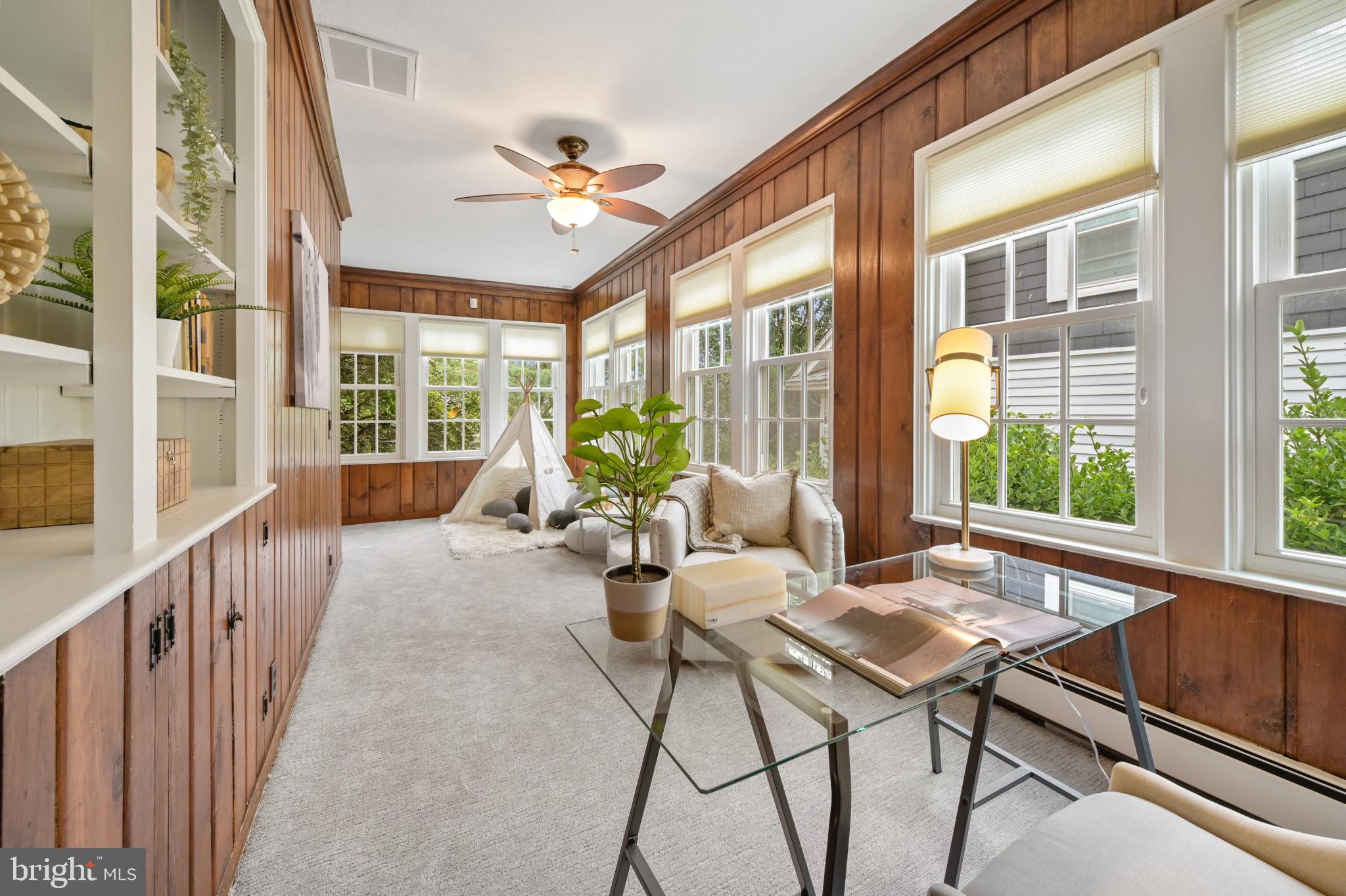 HYATTSVILLE HILLS - Residential