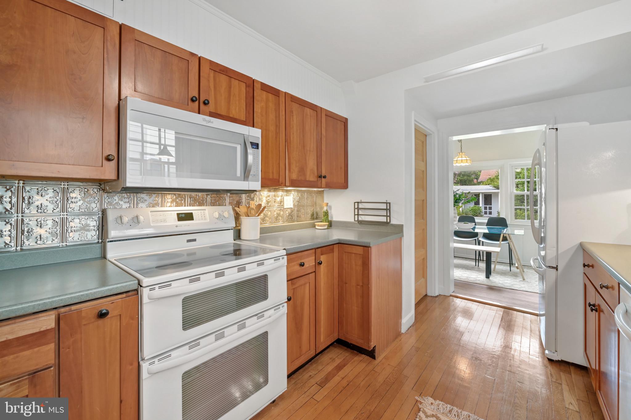 HYATTSVILLE HILLS - Residential