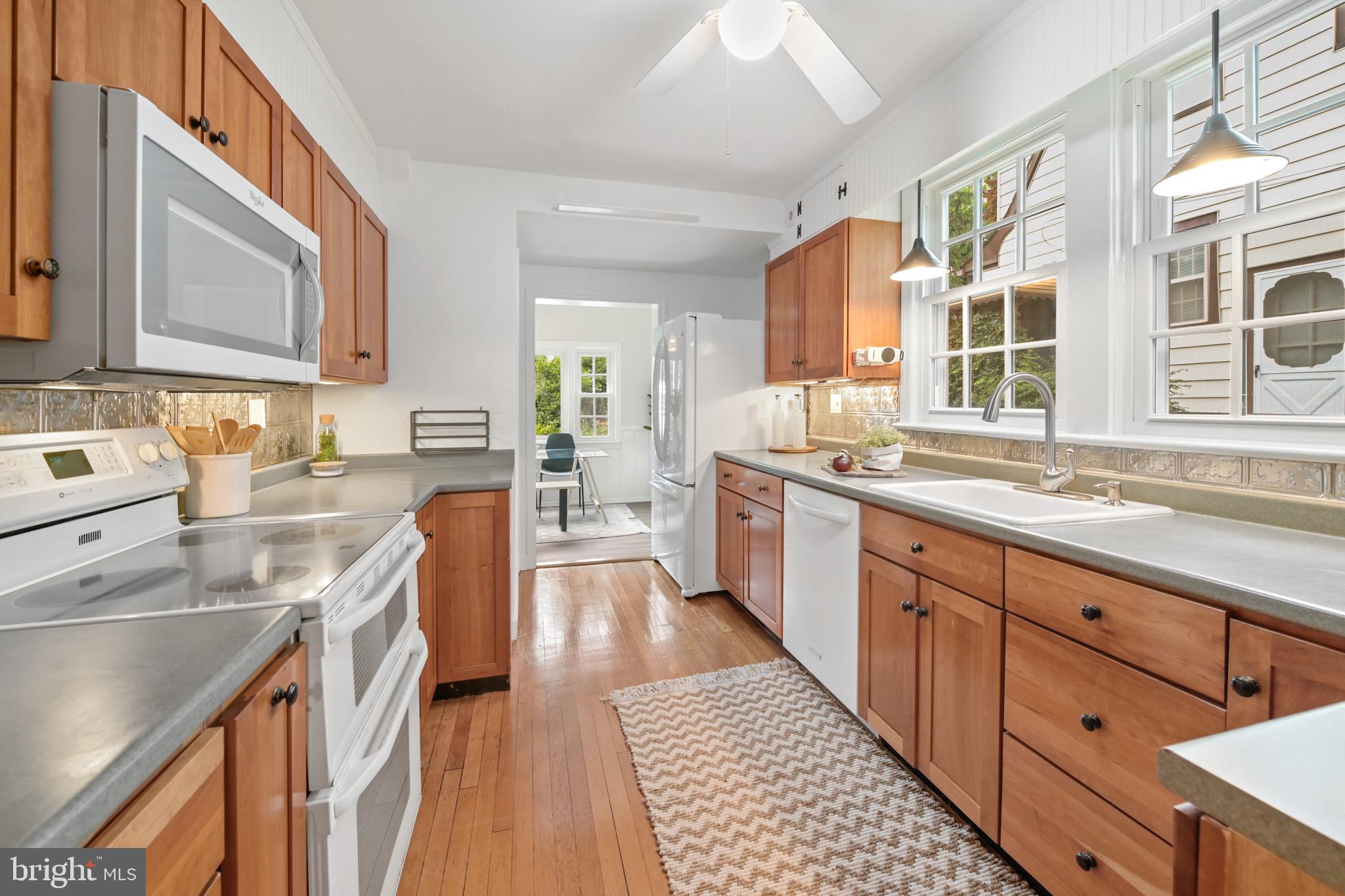 HYATTSVILLE HILLS - Residential