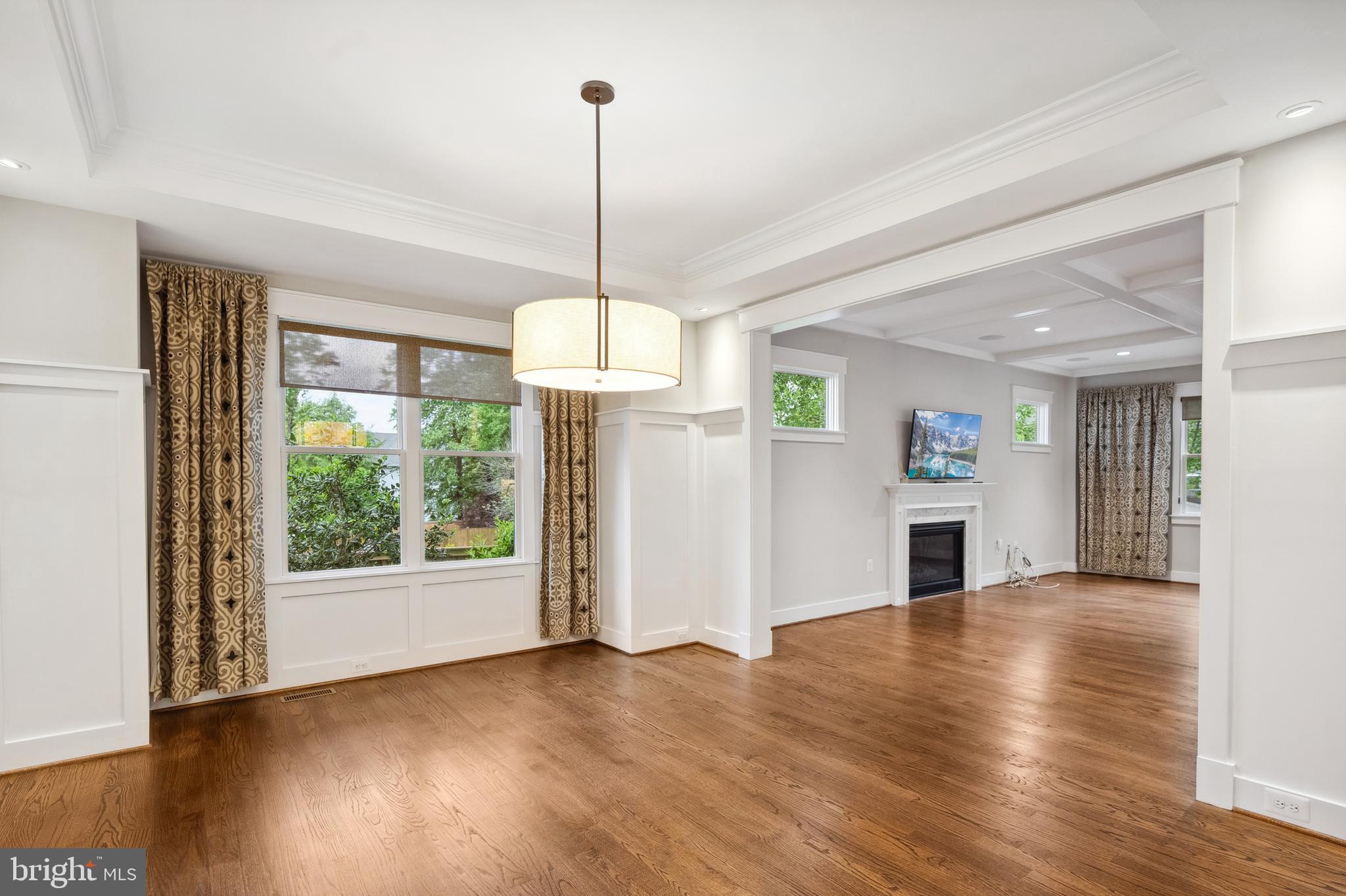 WEST VIENNA WOODS - Residential