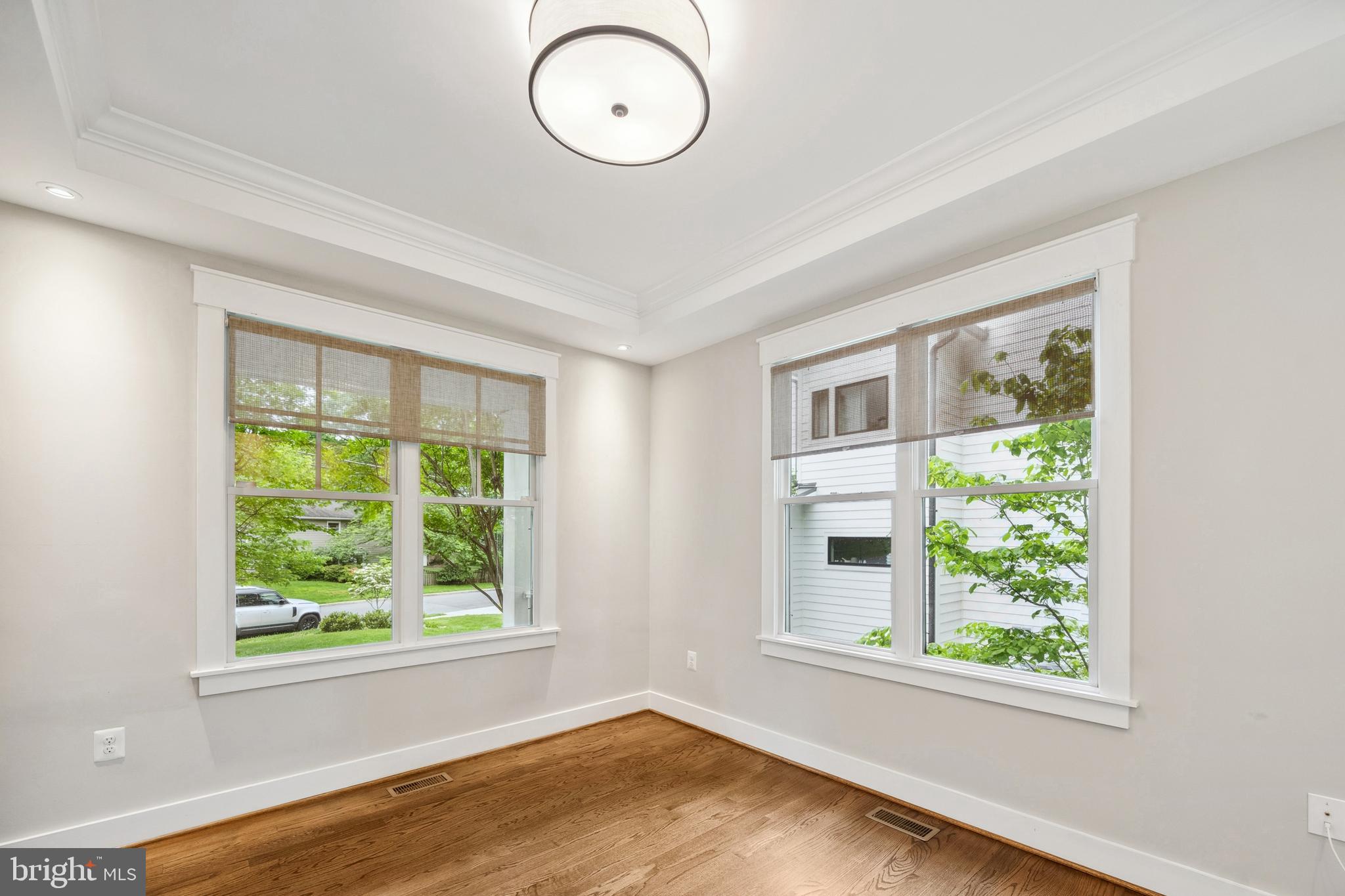 WEST VIENNA WOODS - Residential