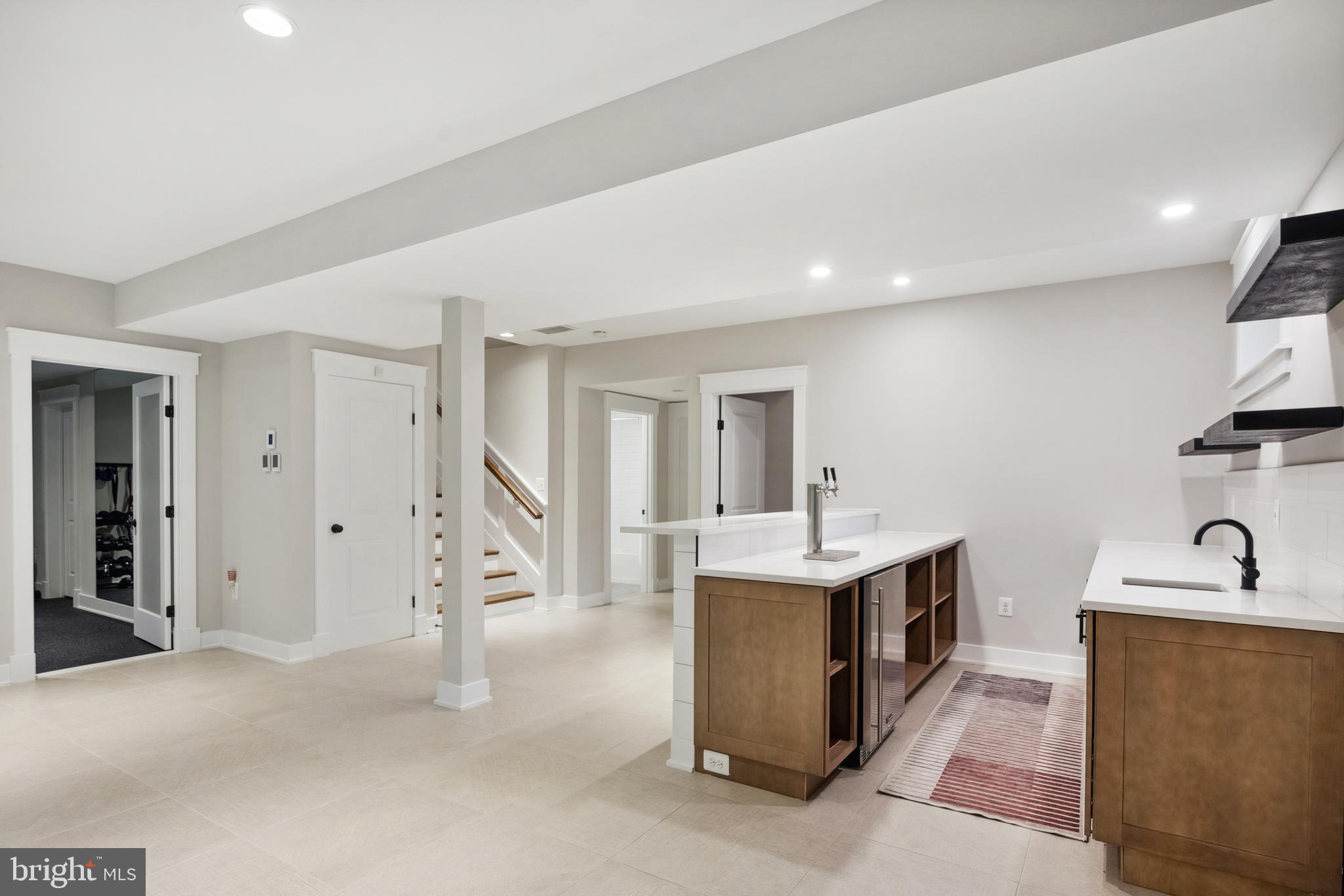 WEST VIENNA WOODS - Residential