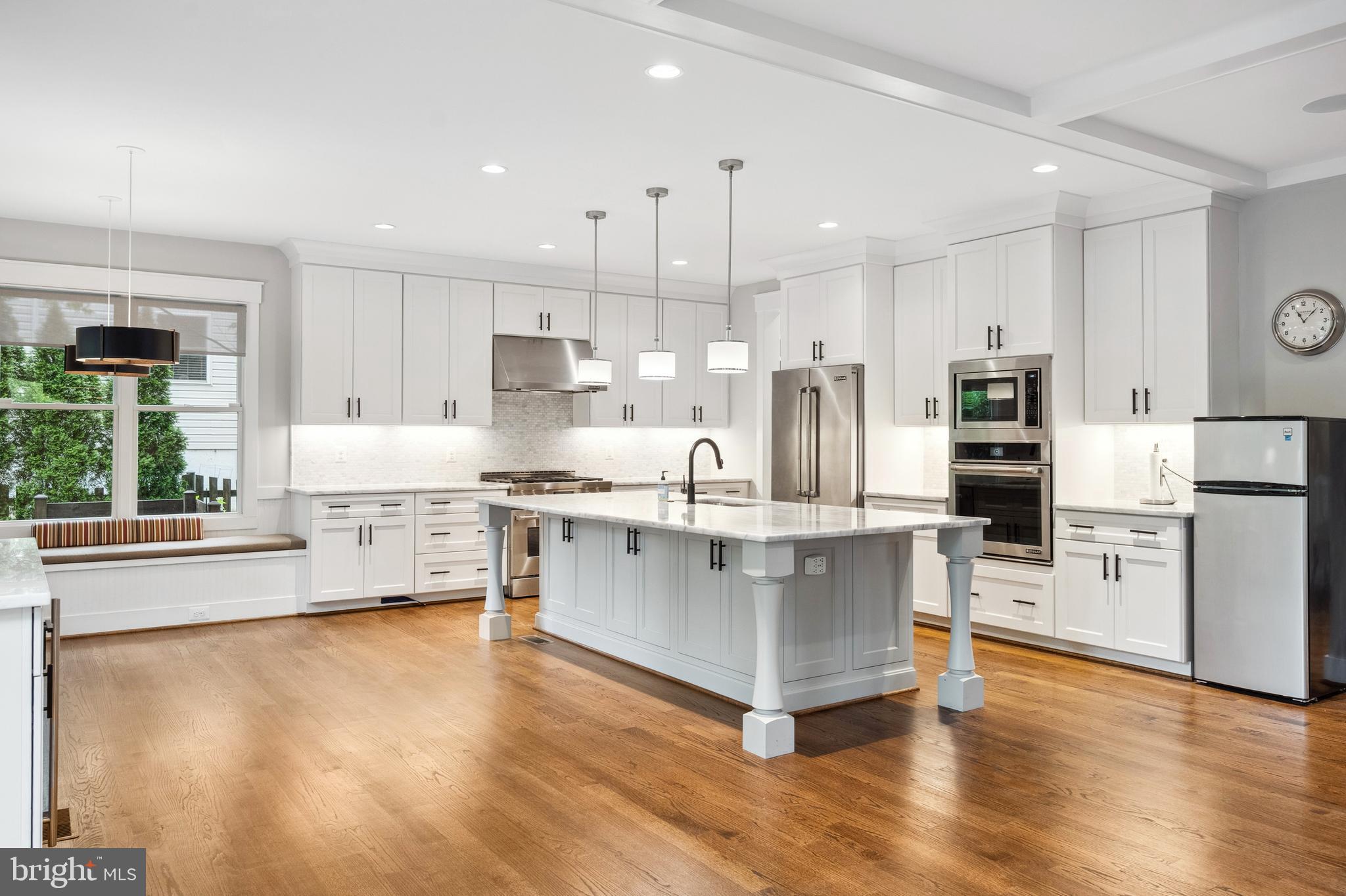 WEST VIENNA WOODS - Residential