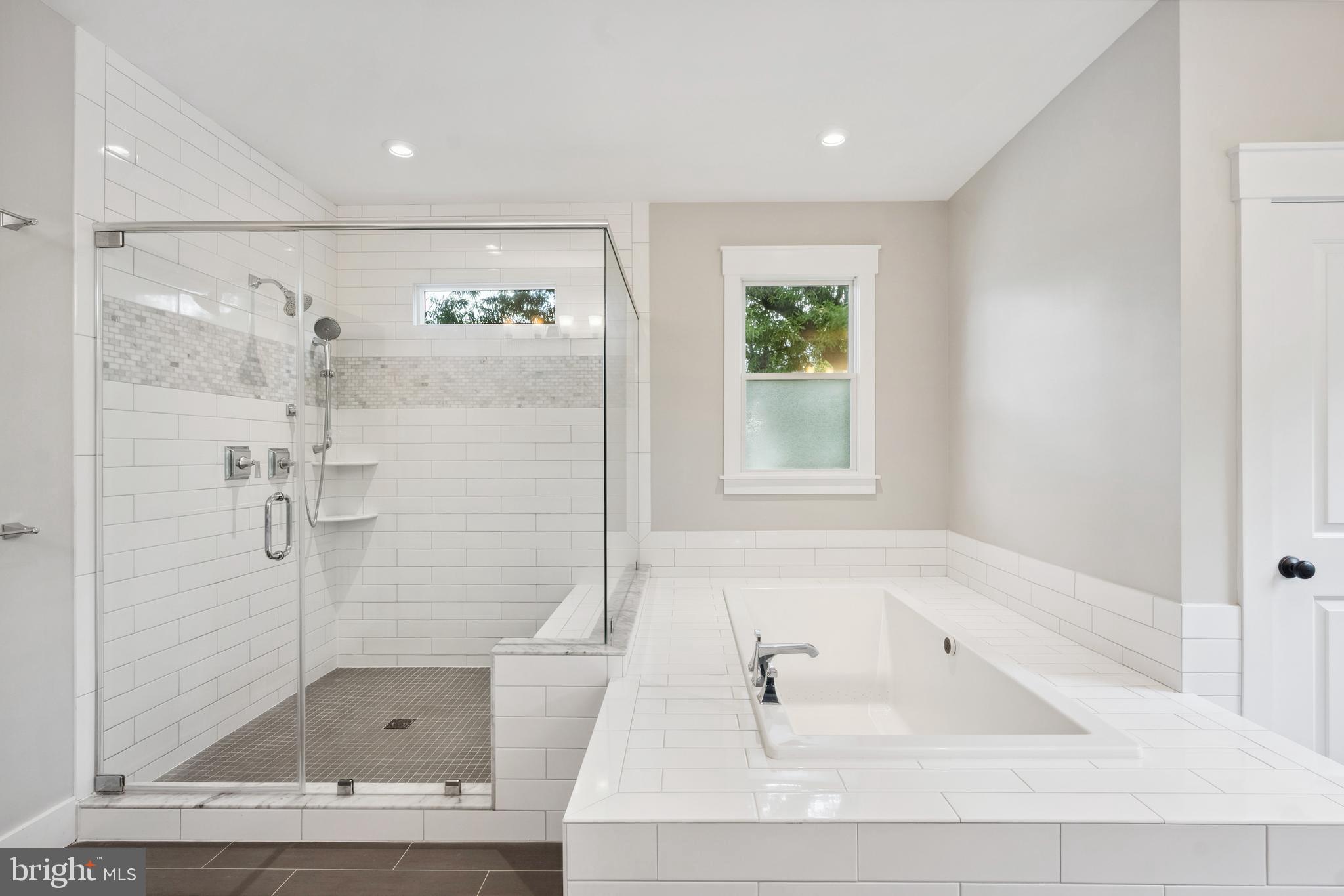 WEST VIENNA WOODS - Residential