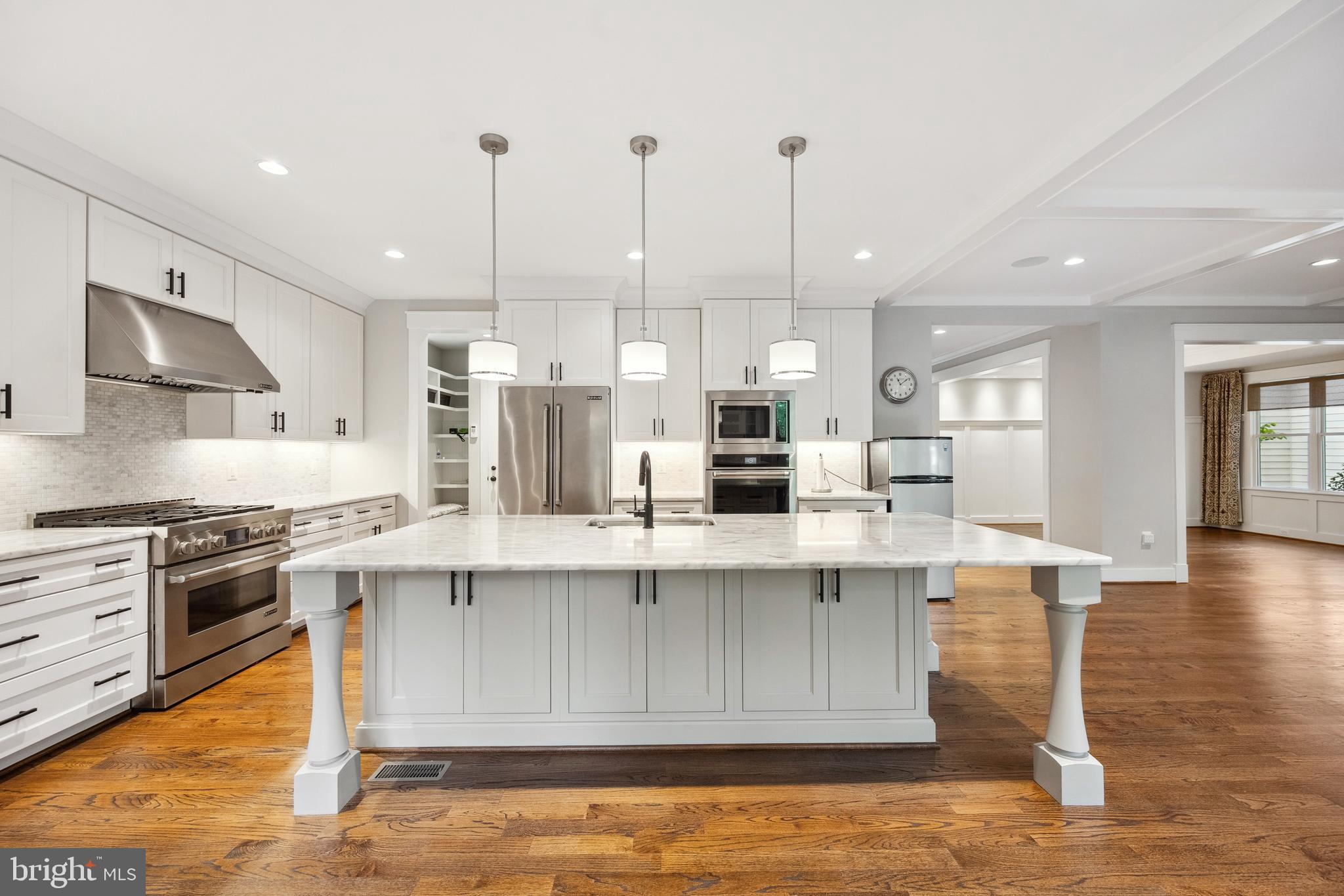 WEST VIENNA WOODS - Residential