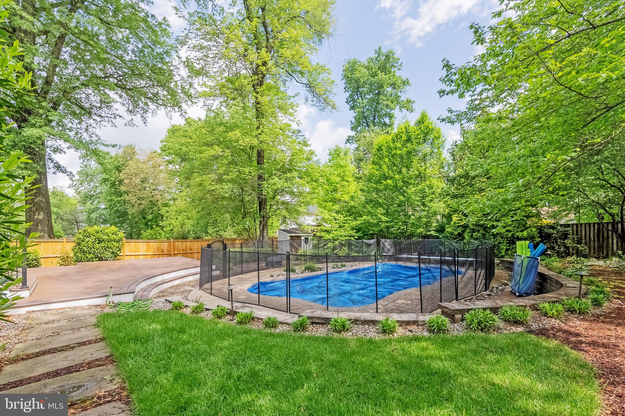 WEST VIENNA WOODS - Residential