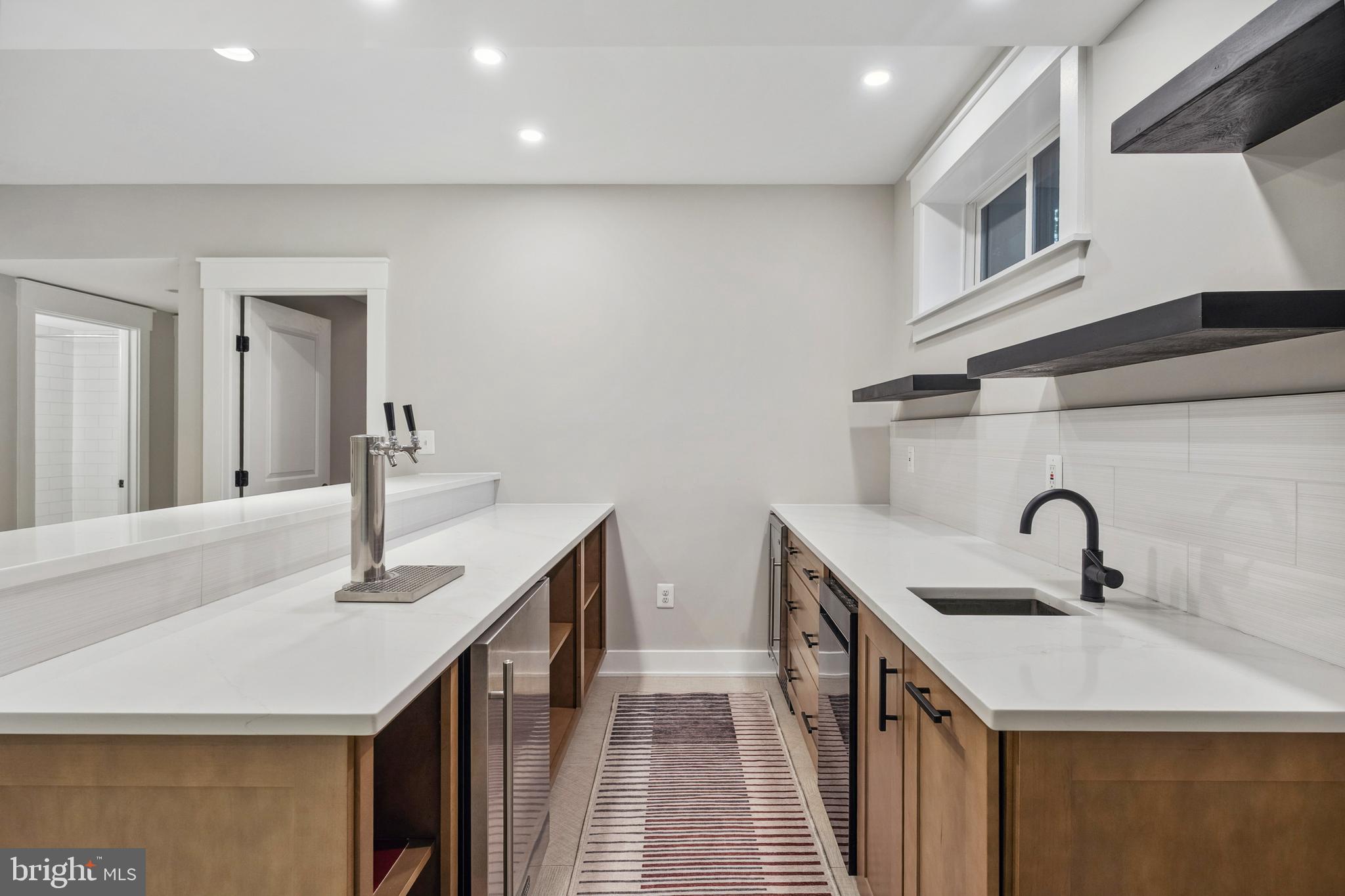 WEST VIENNA WOODS - Residential