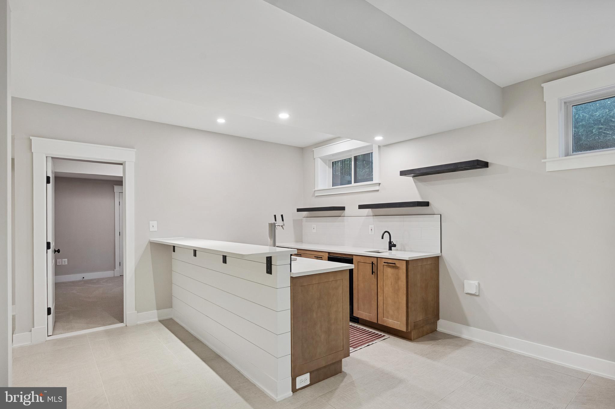 WEST VIENNA WOODS - Residential