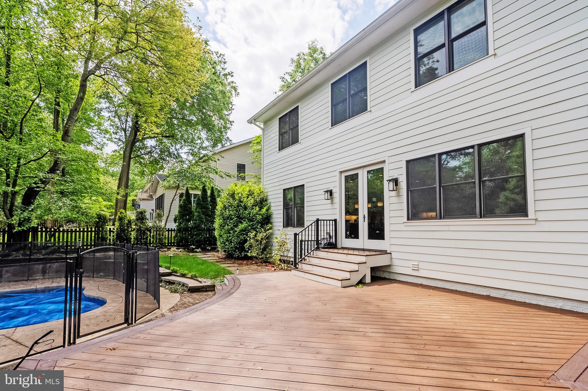 WEST VIENNA WOODS - Residential