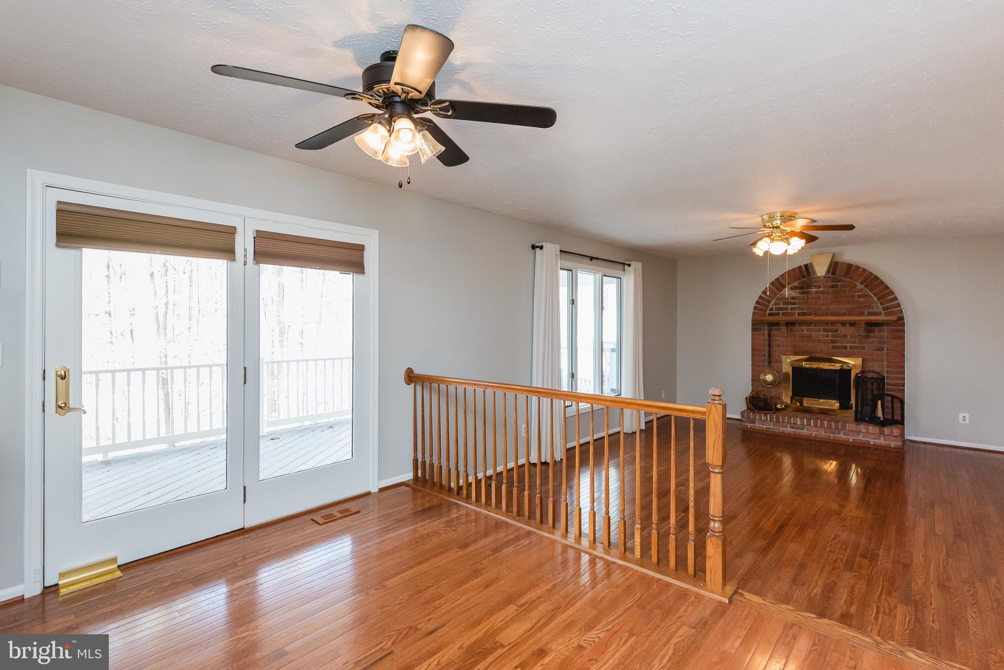 CONSTANT FRIENDSHIP - Residential