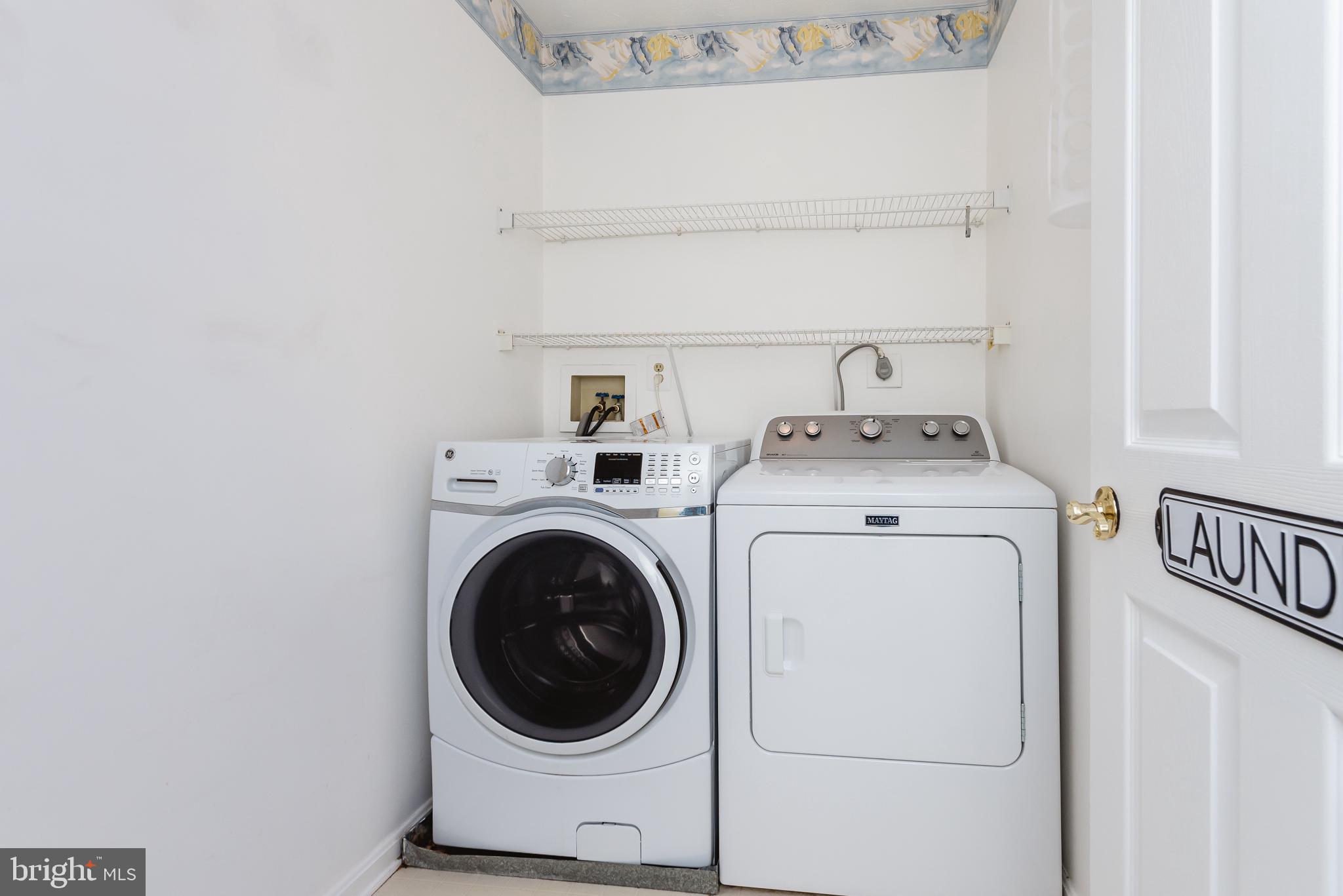 CONSTANT FRIENDSHIP - Residential