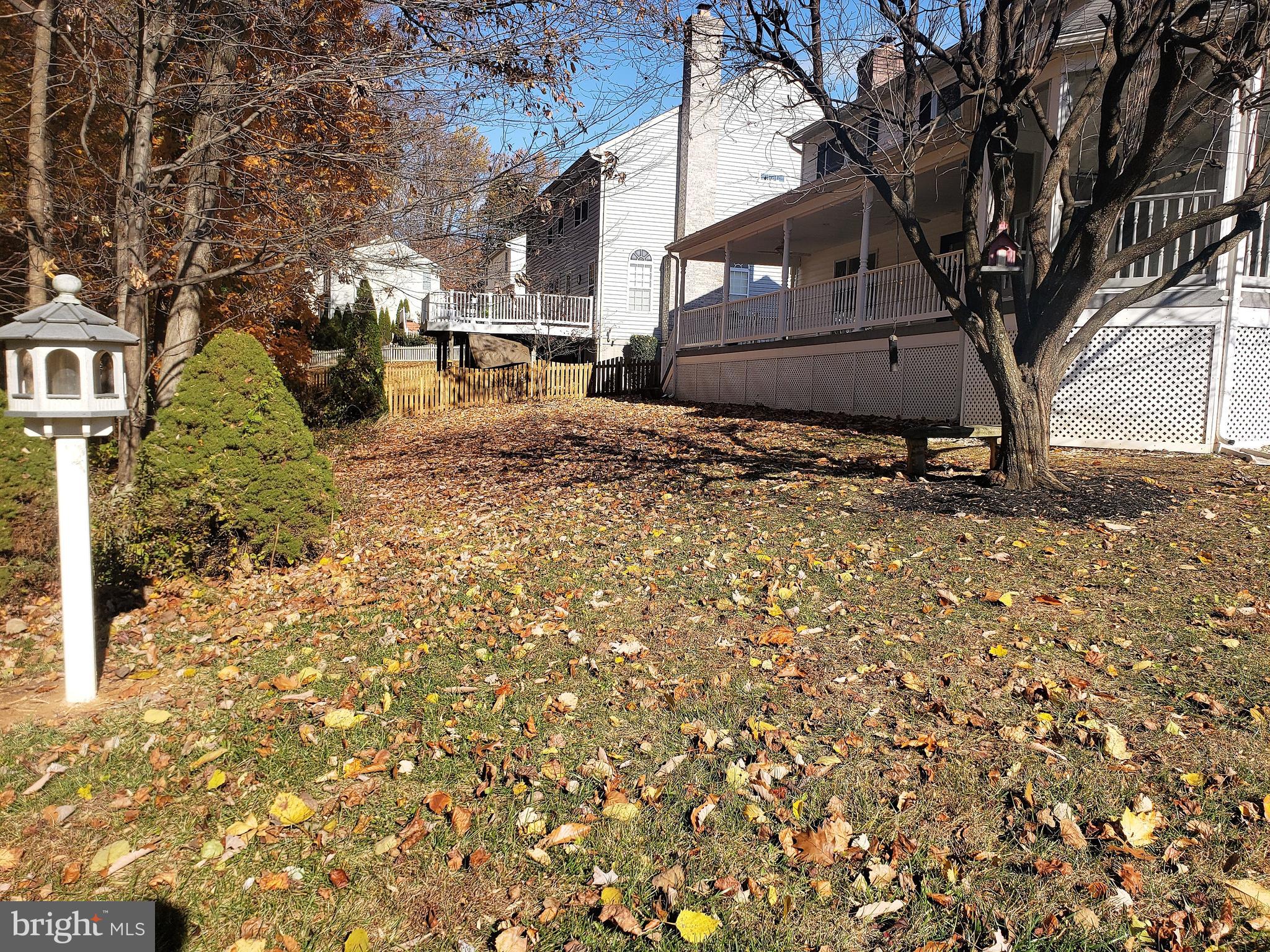 CONSTANT FRIENDSHIP - Residential